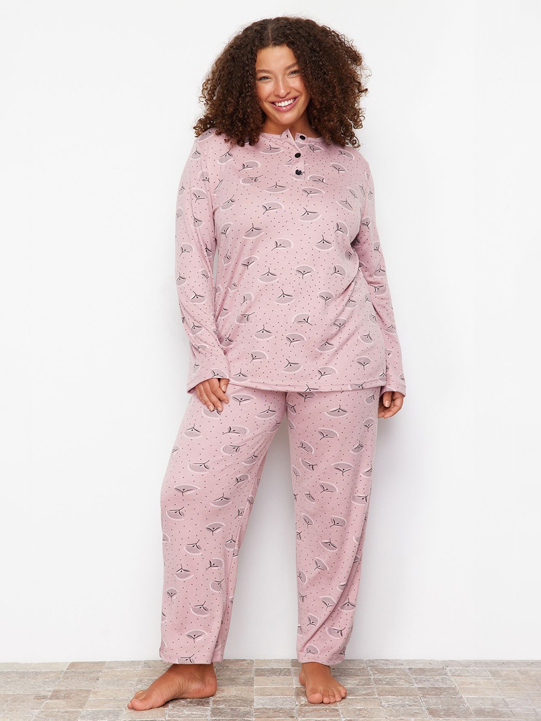 

Trendyol Plus Size Floral Printed Night Suit, Pink