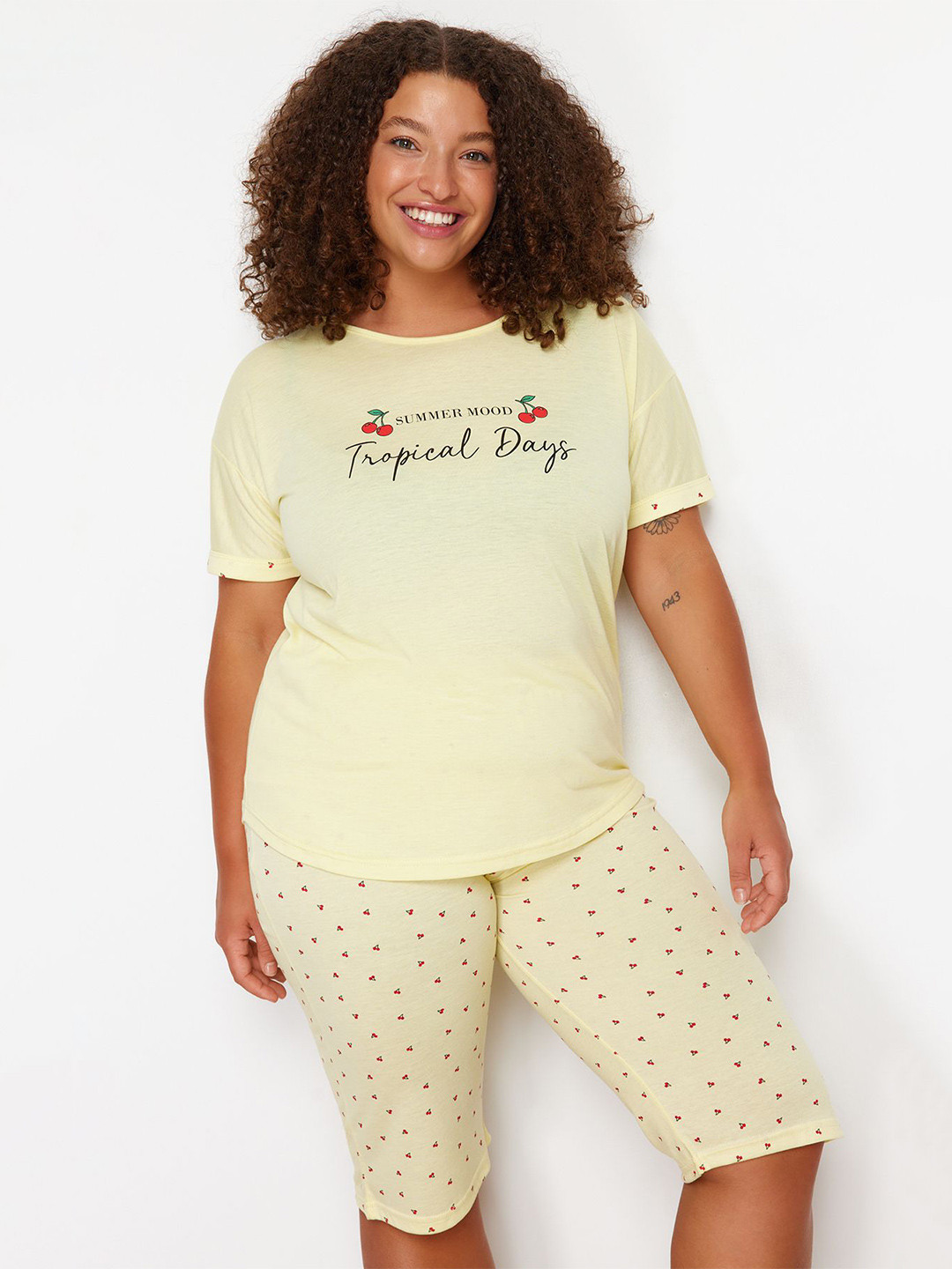 

Trendyol Plus Size Typography Printed T-Shirt & Shorts Night suit, Yellow