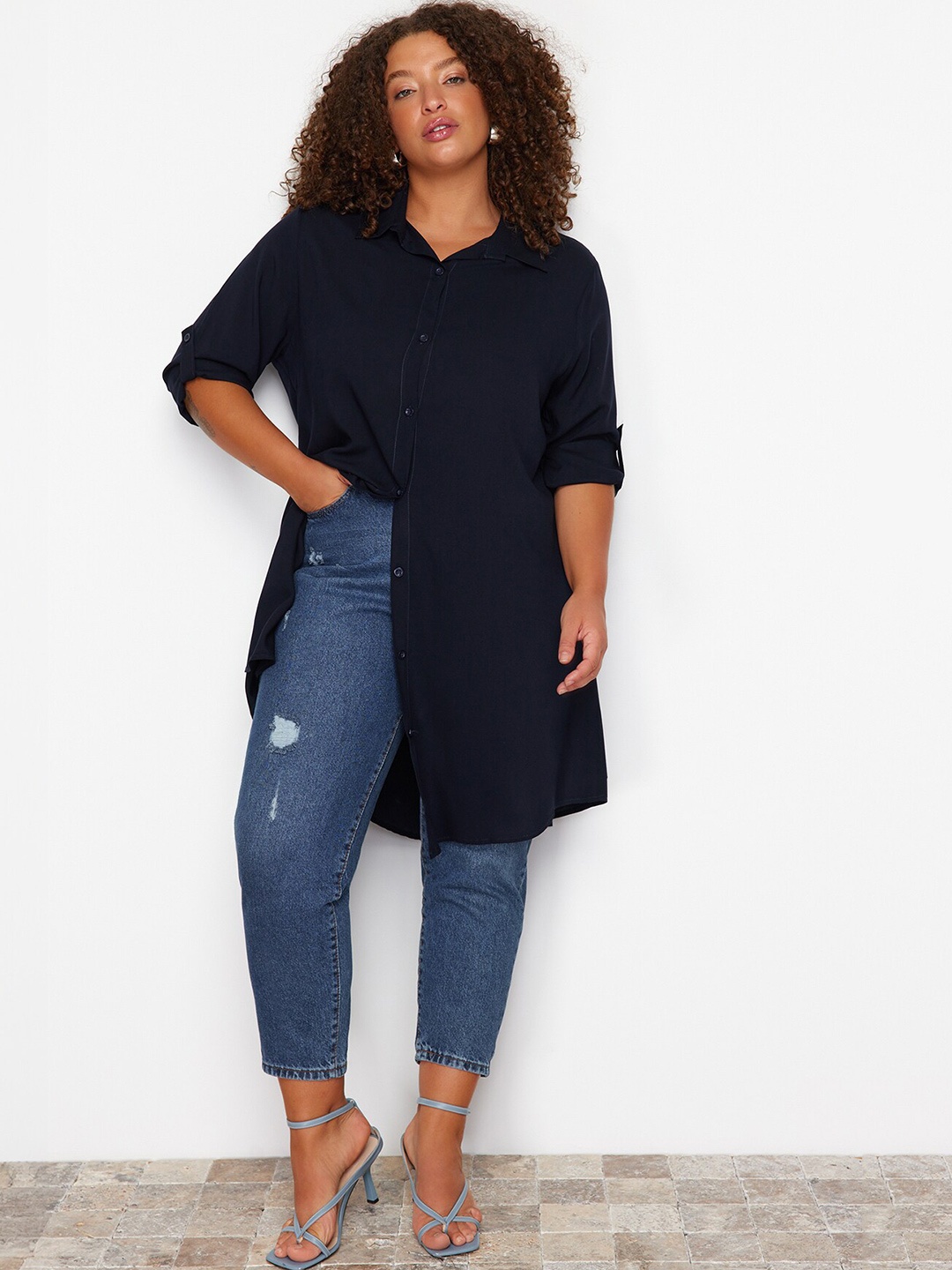 

Trendyol Women Opaque Casual Shirt, Navy blue