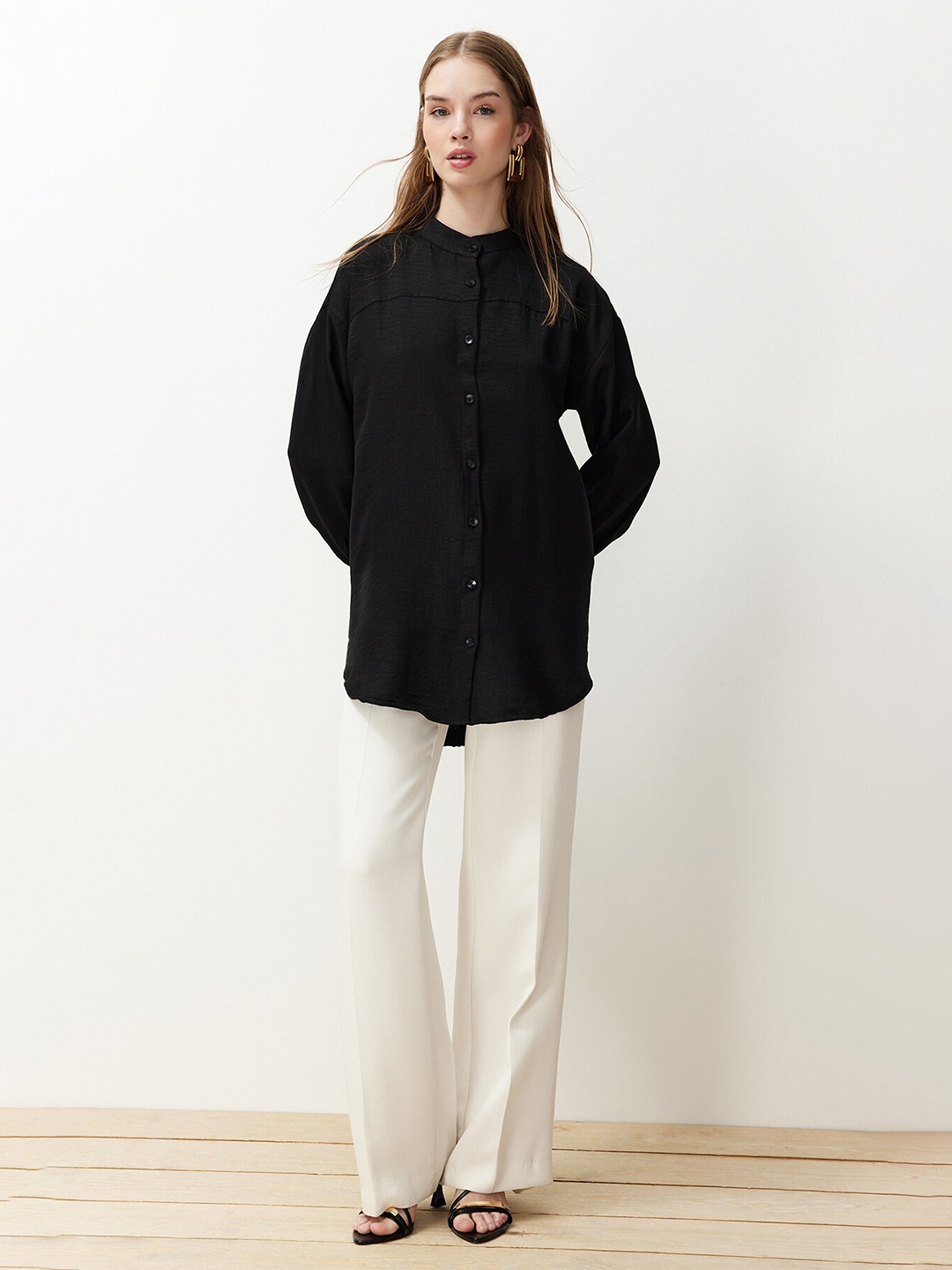 

Trendyol Women Opaque Casual Shirt, Black