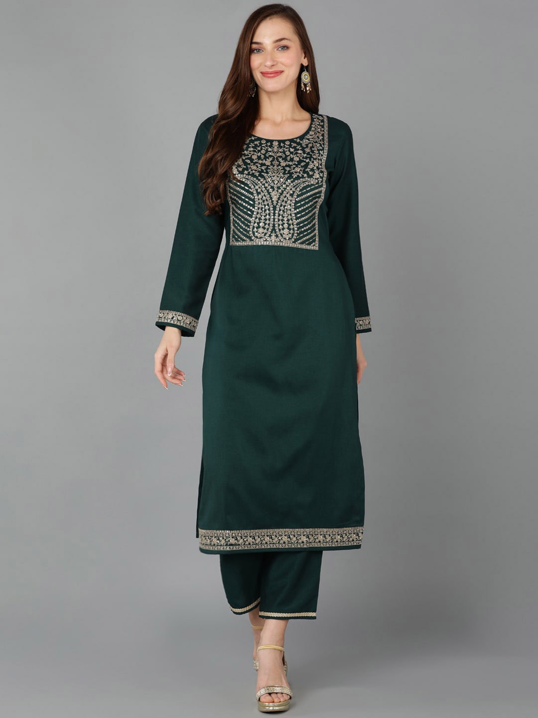 

Anouk Women Solid Yoke Design Keyhole Neck Flared Sleeves Straight Kurta, Green