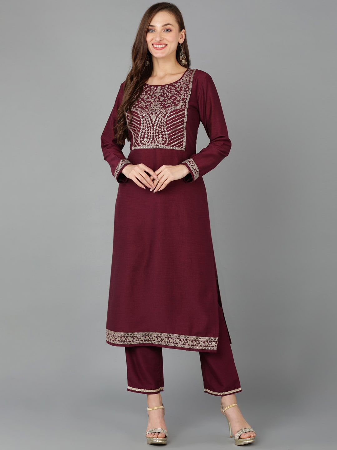 

Anouk Women Solid Yoke Design Round Neck Sequinned Straight Kurta, Maroon