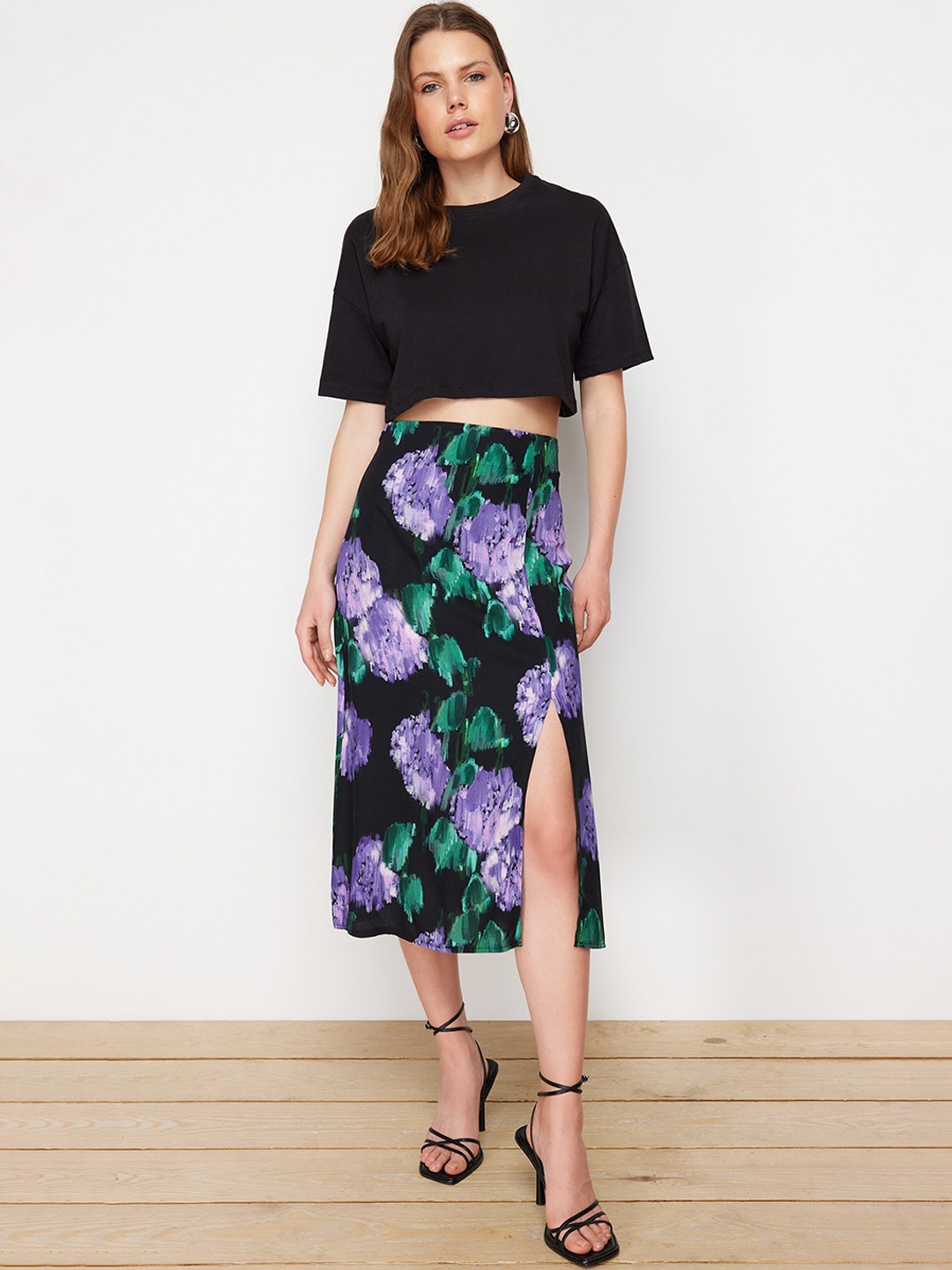 

Trendyol Printed A-Line Midi Skirts, Black