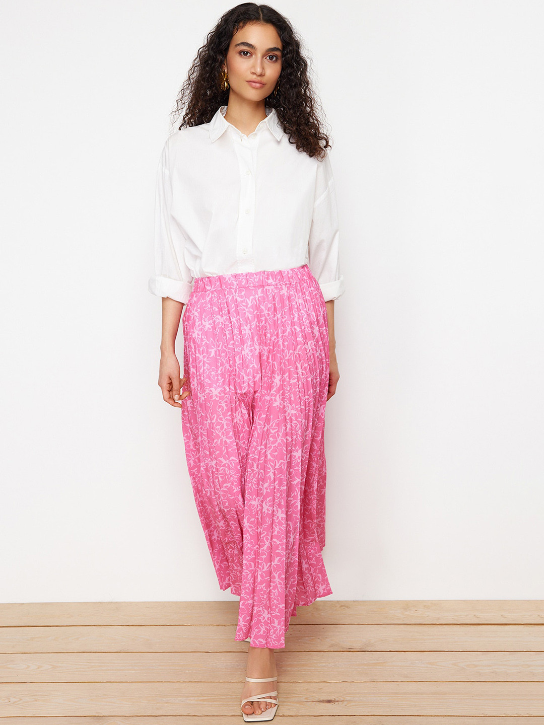 

Trendyol Women Flared Maxi Skirt, Pink