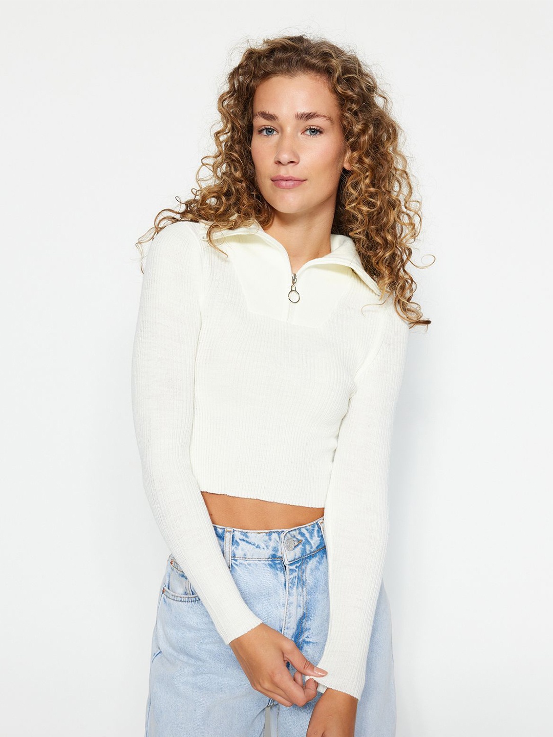 

Trendyol Crop Pullover Sweater, White