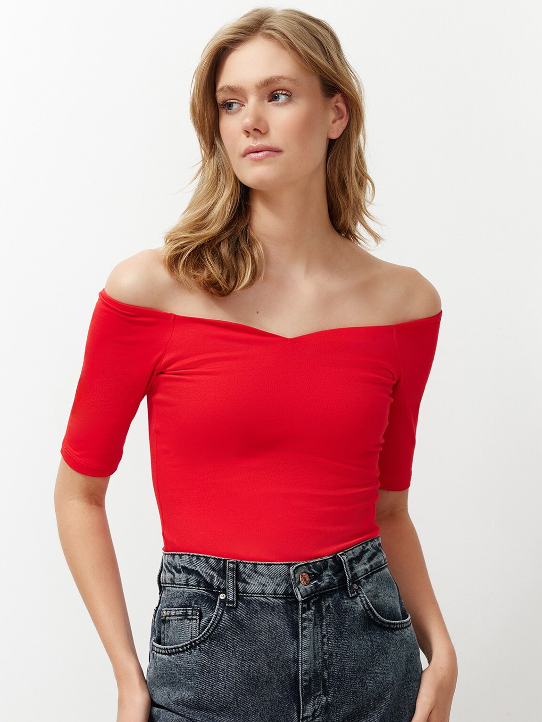 

Trendyol Off-Shoulder Cotton Bardot Top, Red