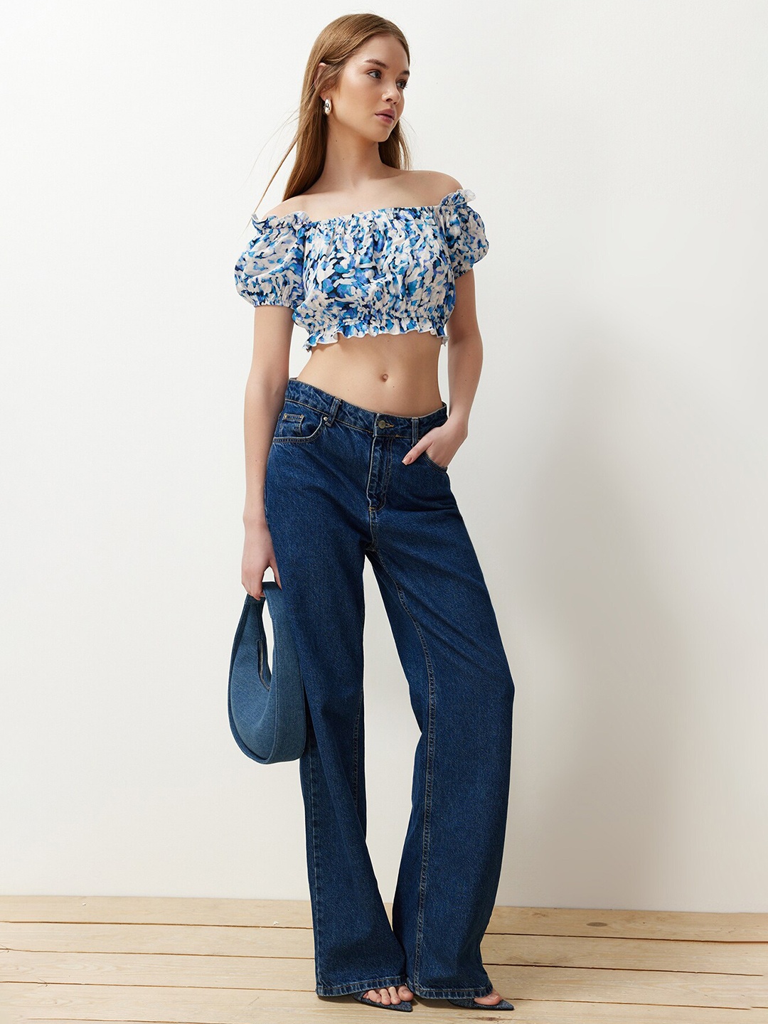 

Trendyol Women Floral Checked Off-Shoulder Puff Sleeve Bardot Crop Top, White