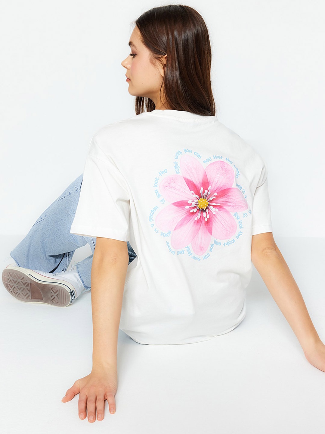 

Trendyol Floral Printed Drop-Shoulder Sleeves Pure Cotton T-shirt, White