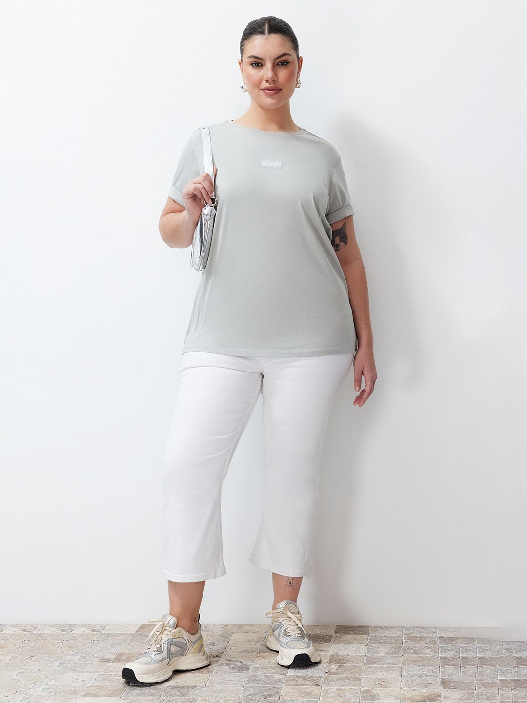 

Trendyol Plus Size Round Neck Pure Cotton T-shirt, Grey