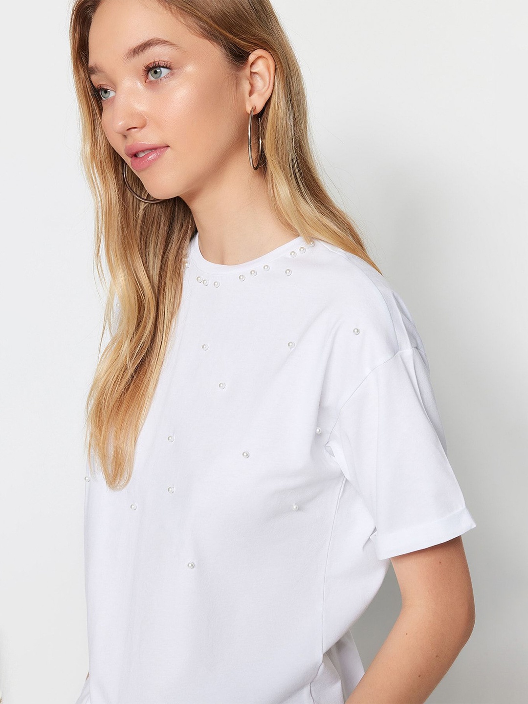 

Trendyol Embellished Round Neck Pure Cotton T-shirt, White