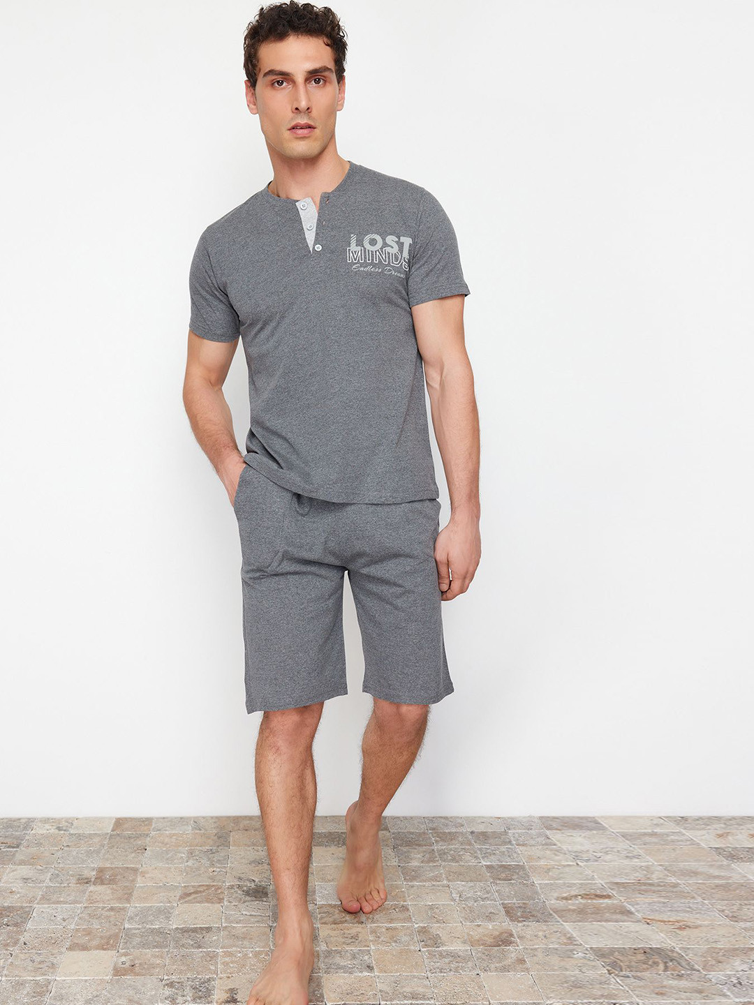 

Trendyol Round Neck T-shirt With Shorts, Grey