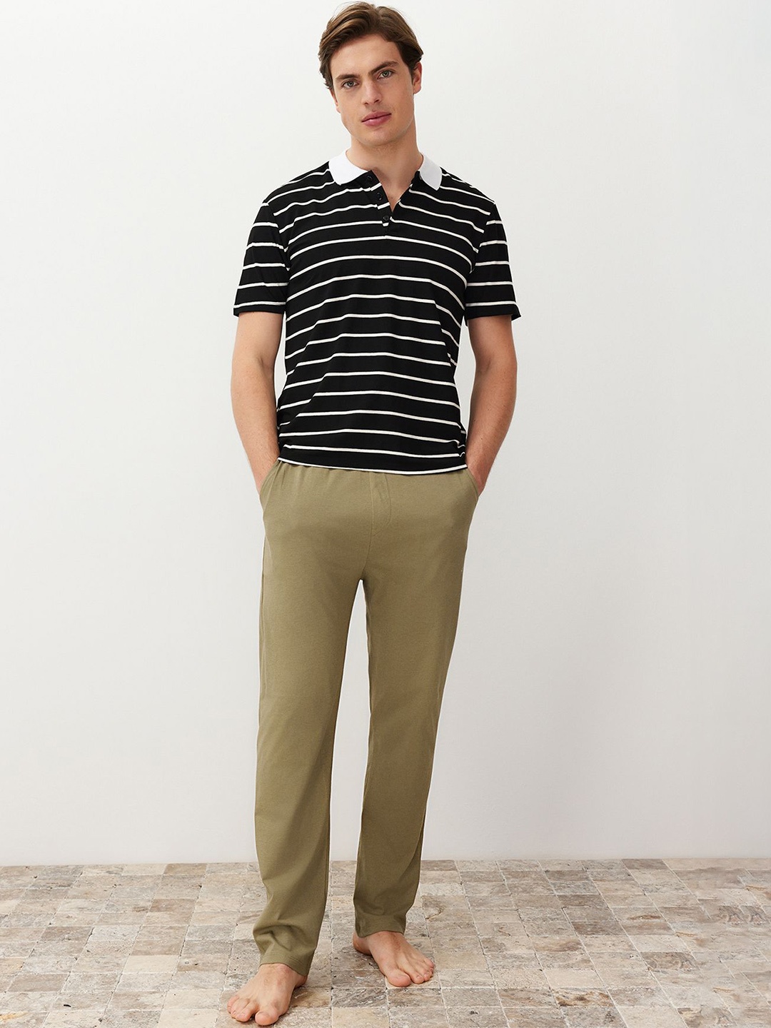 

Trendyol Men Striped Pure Cotton Night suit, Black