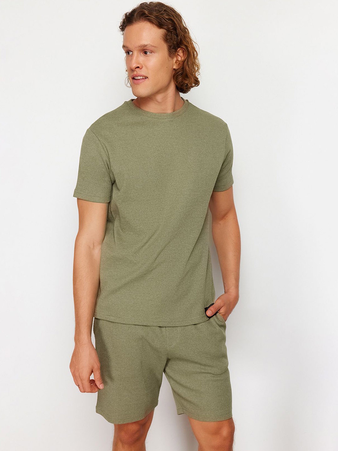 

Trendyol Round Neck T-shirt with Shorts, Green