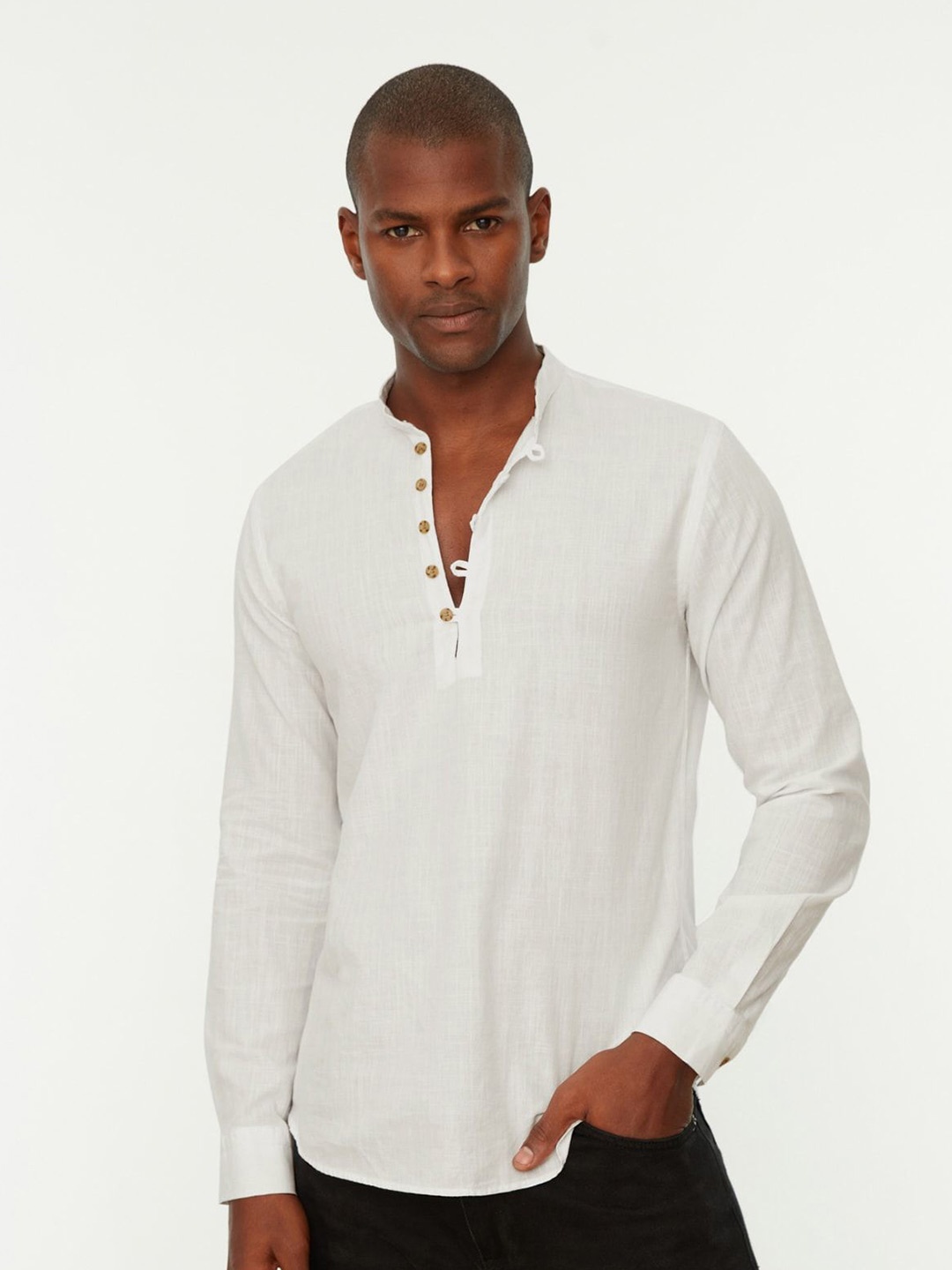 

Trendyol Mandarin Collar Regular Fit Cotton Casual Shirt, White
