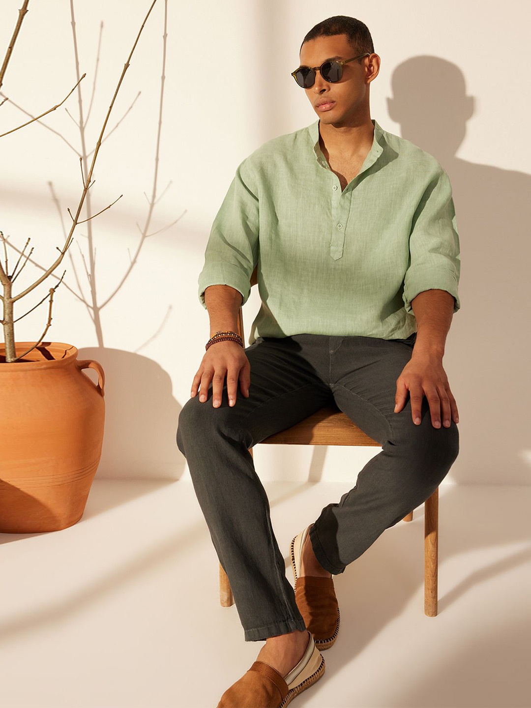 

Trendyol Men Opaque Checked Casual Shirt, Olive