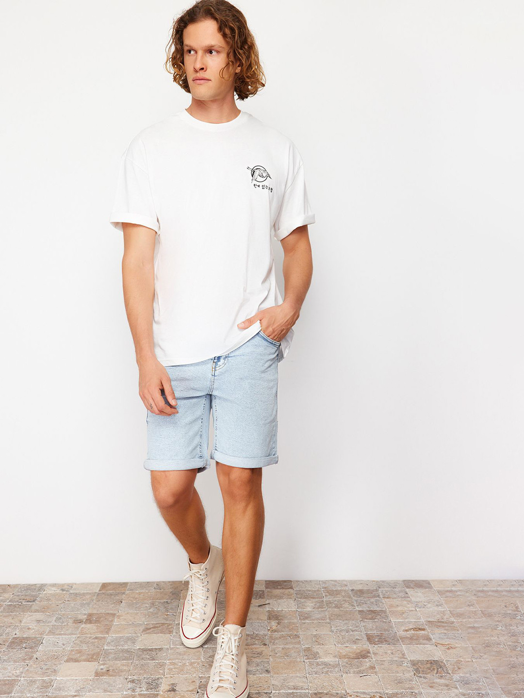 

Trendyol Men Washed Denim Shorts Technology, Na