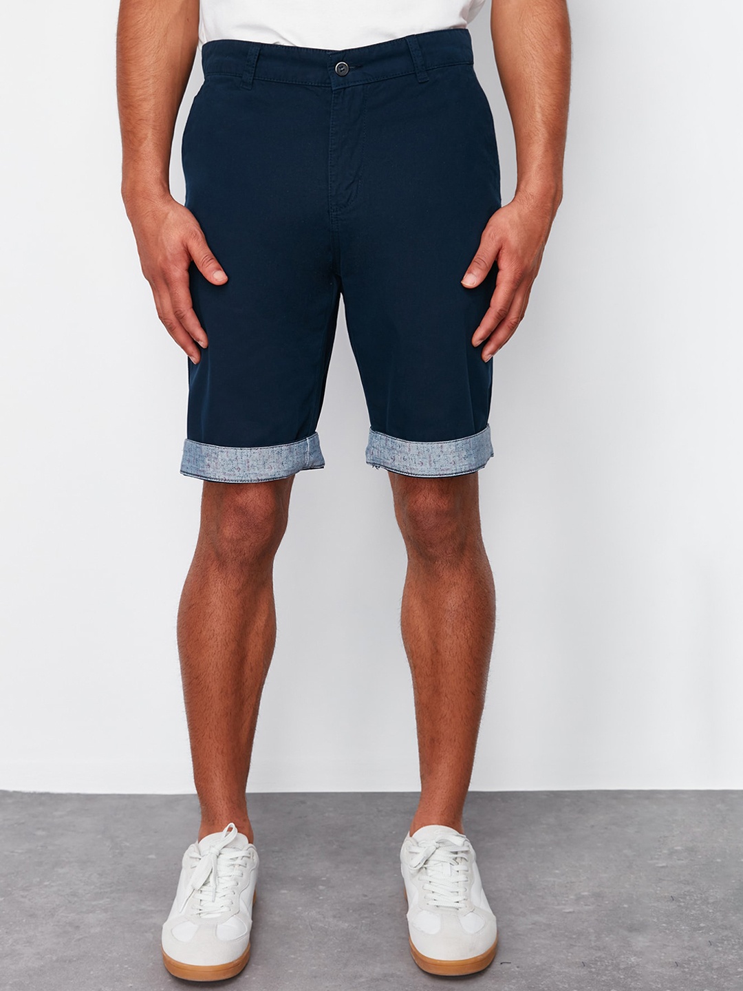 

Trendyol Men Sports Shorts, Na