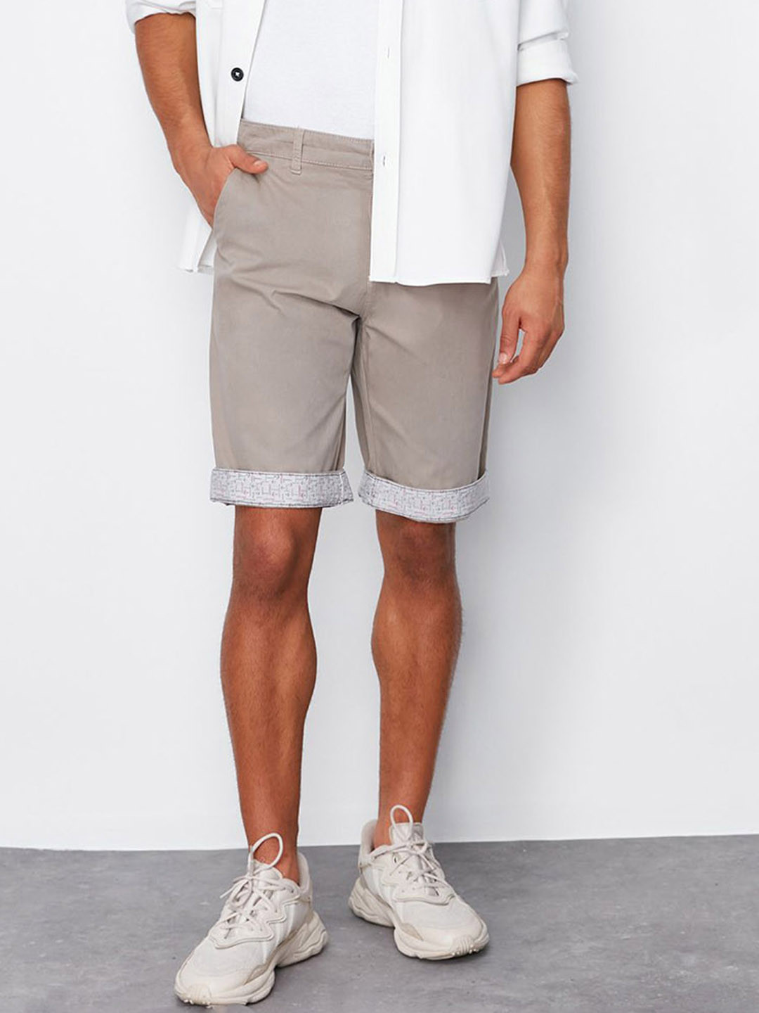 

Trendyol Men Shorts, Na