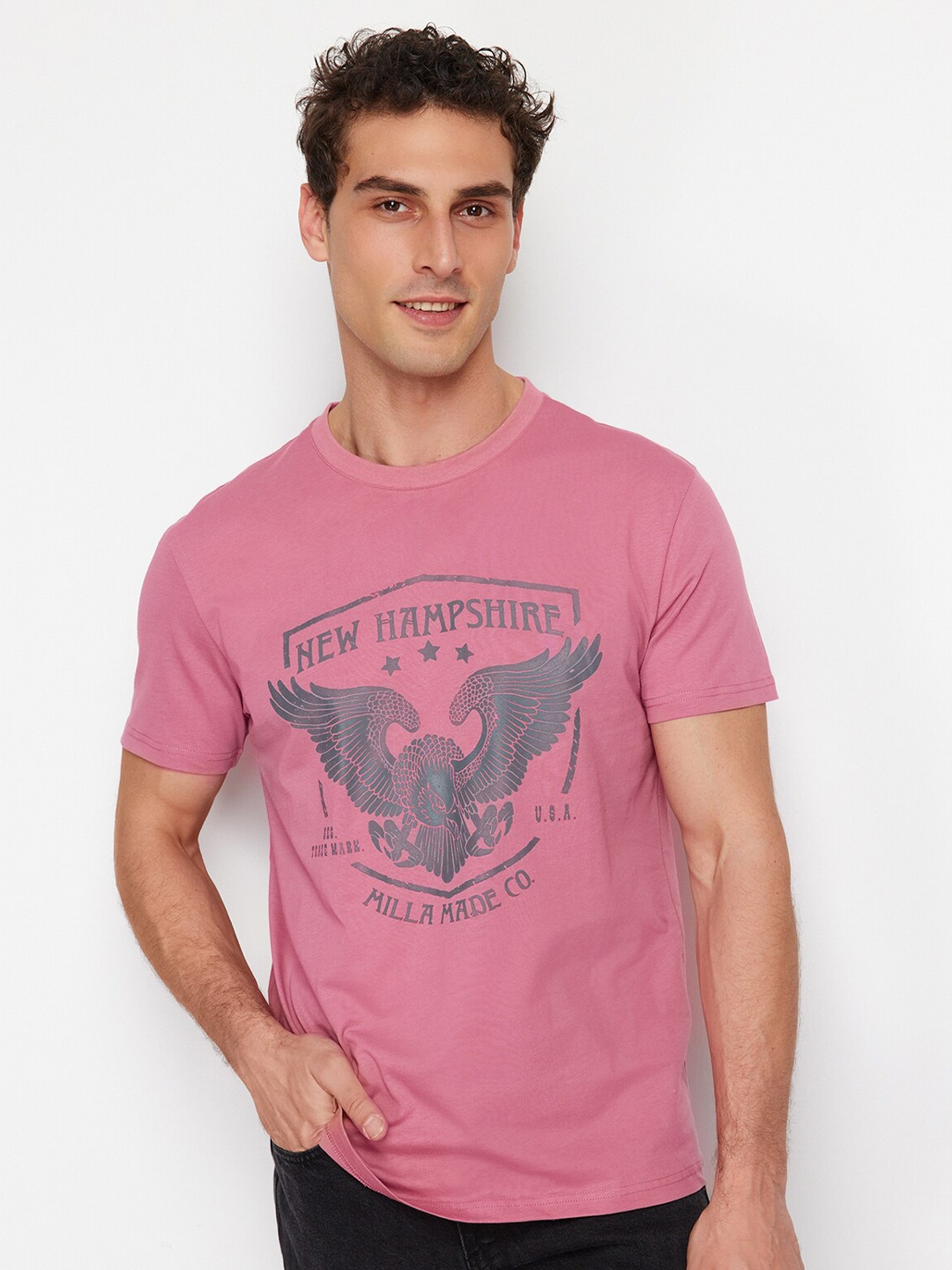 

Trendyol Men Typography Printed Raw Edge T-shirt, Na