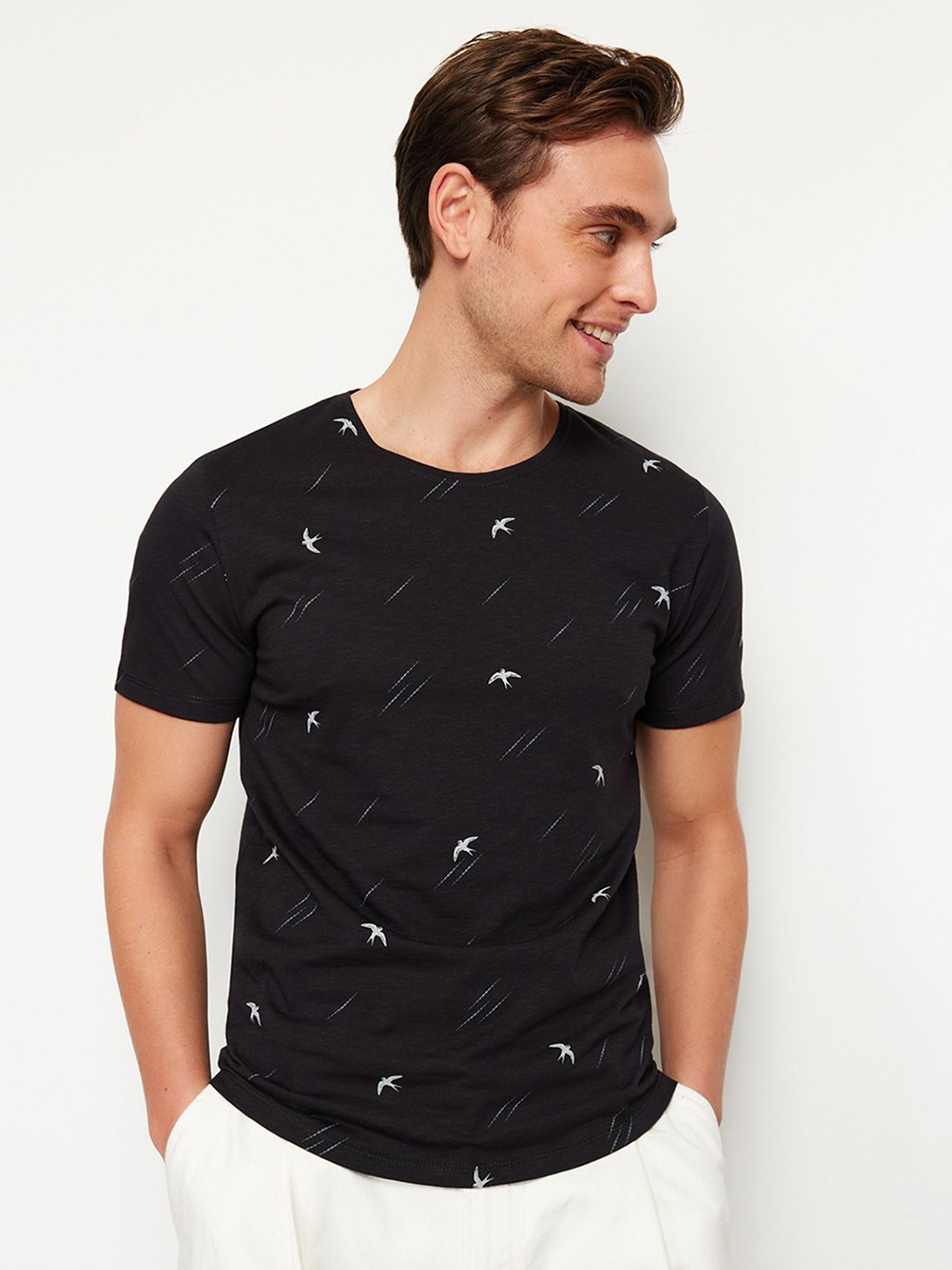 

Trendyol Men Printed Cotton Round Neck Short Sleeves T-shirt, Black