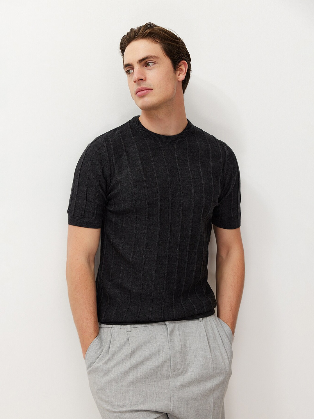 

Trendyol Men Solid T-shirt, Black