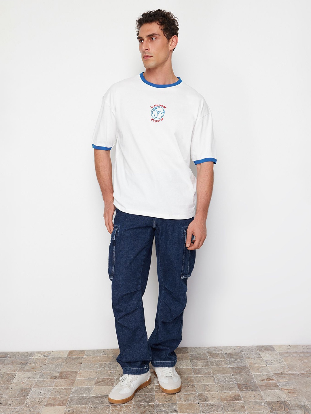 

Trendyol Men Applique T-shirt, White