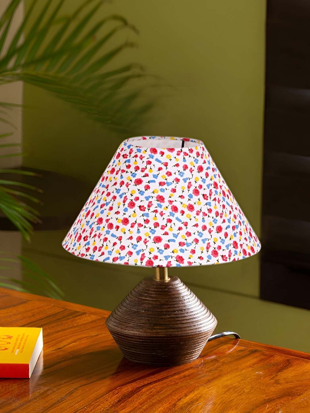

Devansh White & Red Printed Wood Contemporary Frusturical Shaped Table Lamp