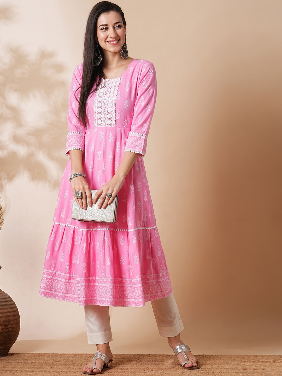 

Globus Women Ethnic Motifs Gotta Patti Indie Prints A line Kurta, Pink