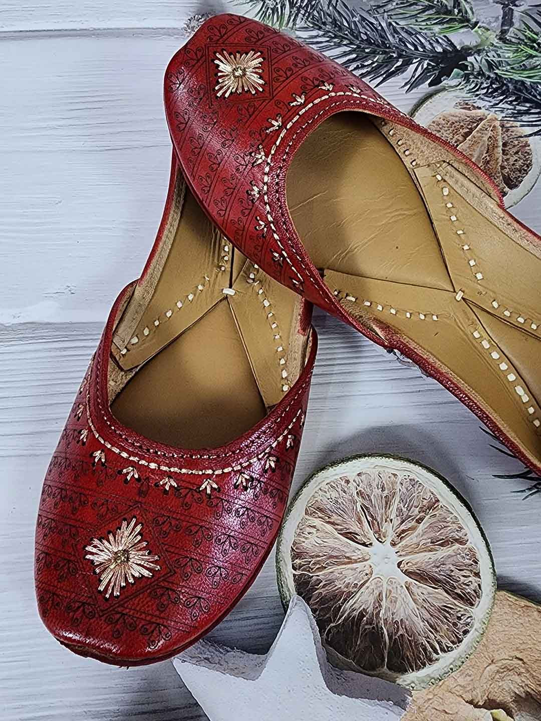 

Fulkari Embellished Square Toe Leather Mojaris, Gold