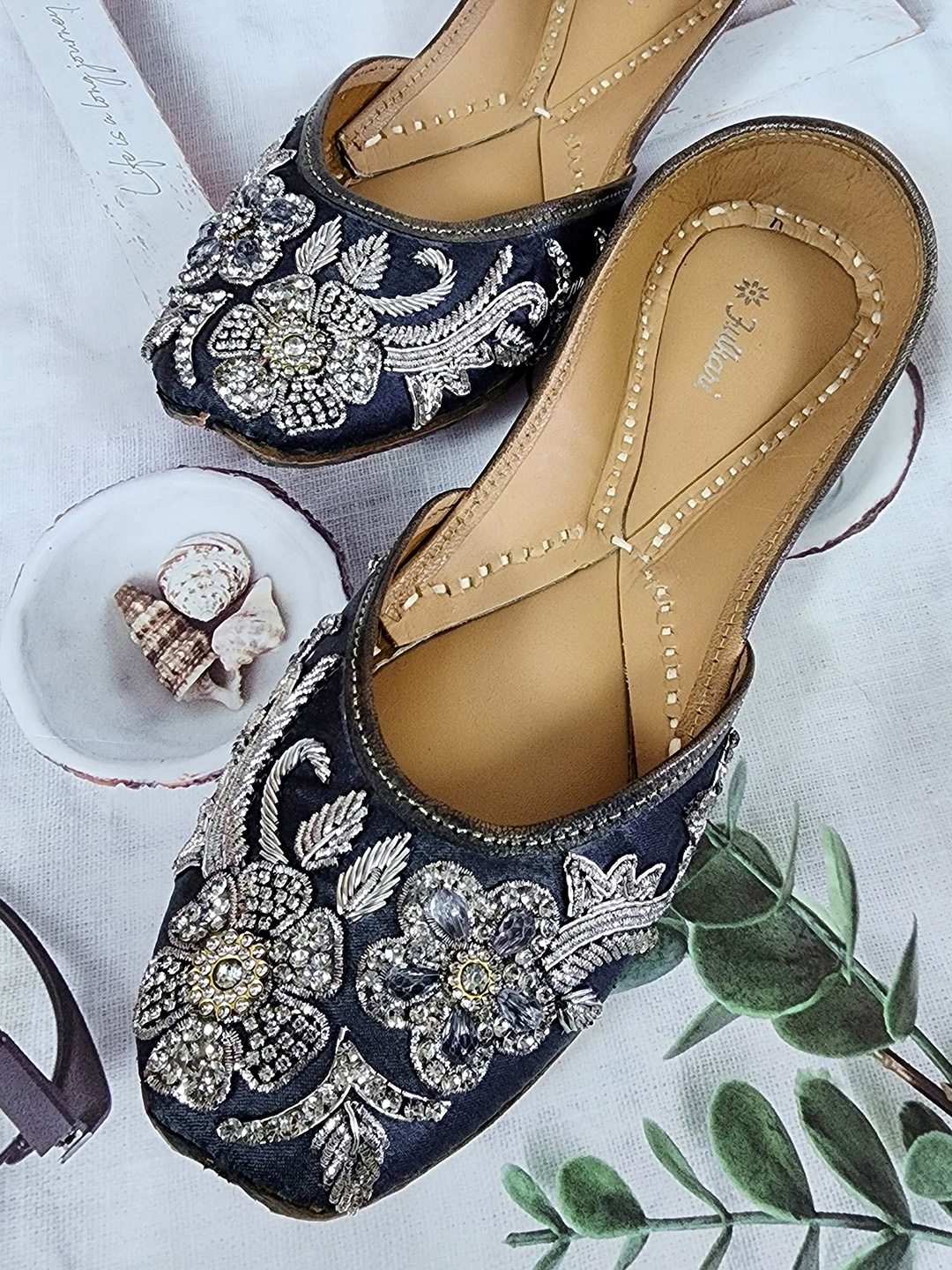 

Fulkari Embellished Round Toe Leather Mojaris, Grey