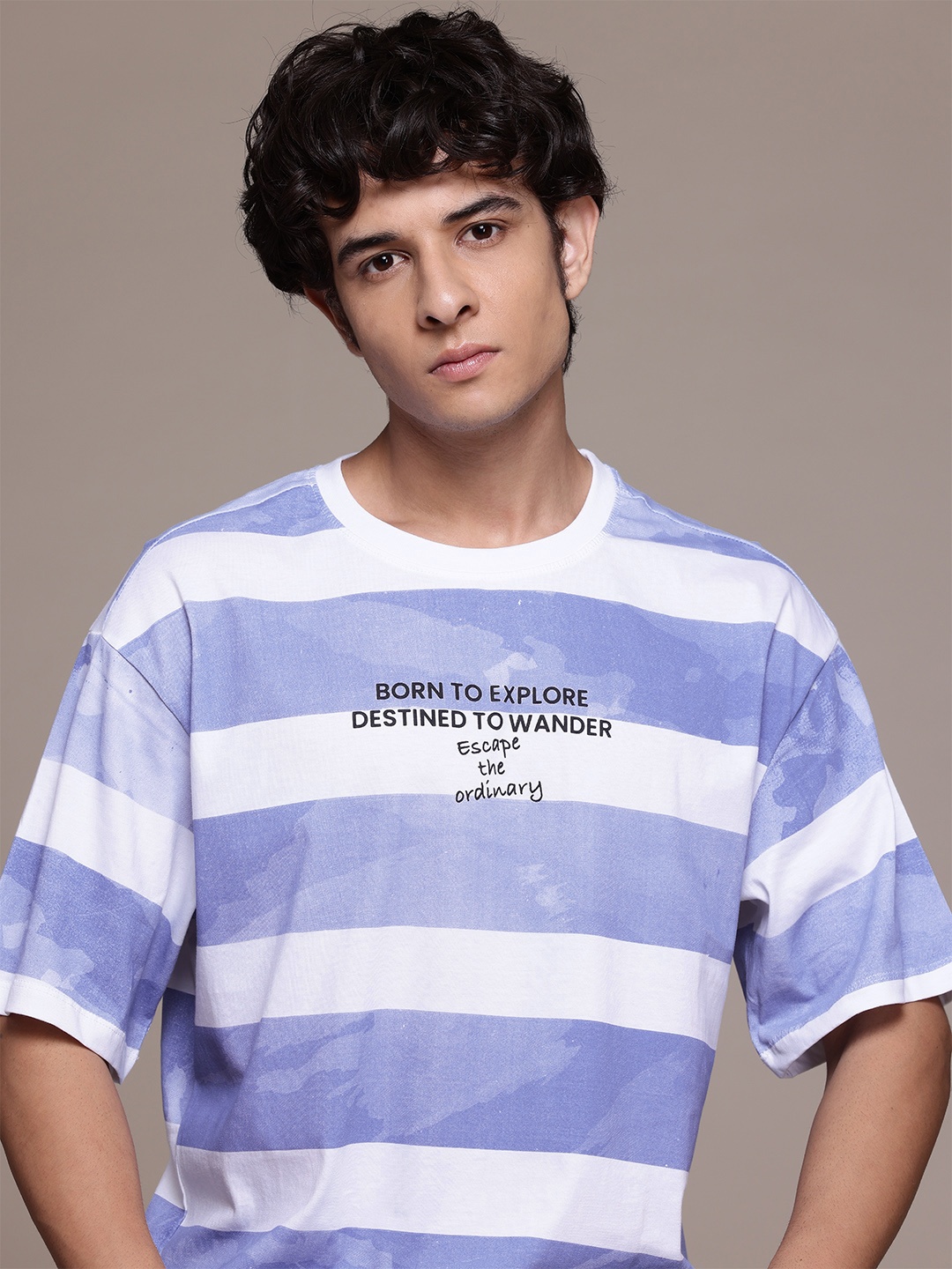 

The Roadster Lifestyle Co. Men Striped Relaxed Fit Pure Cotton T-shirt, White