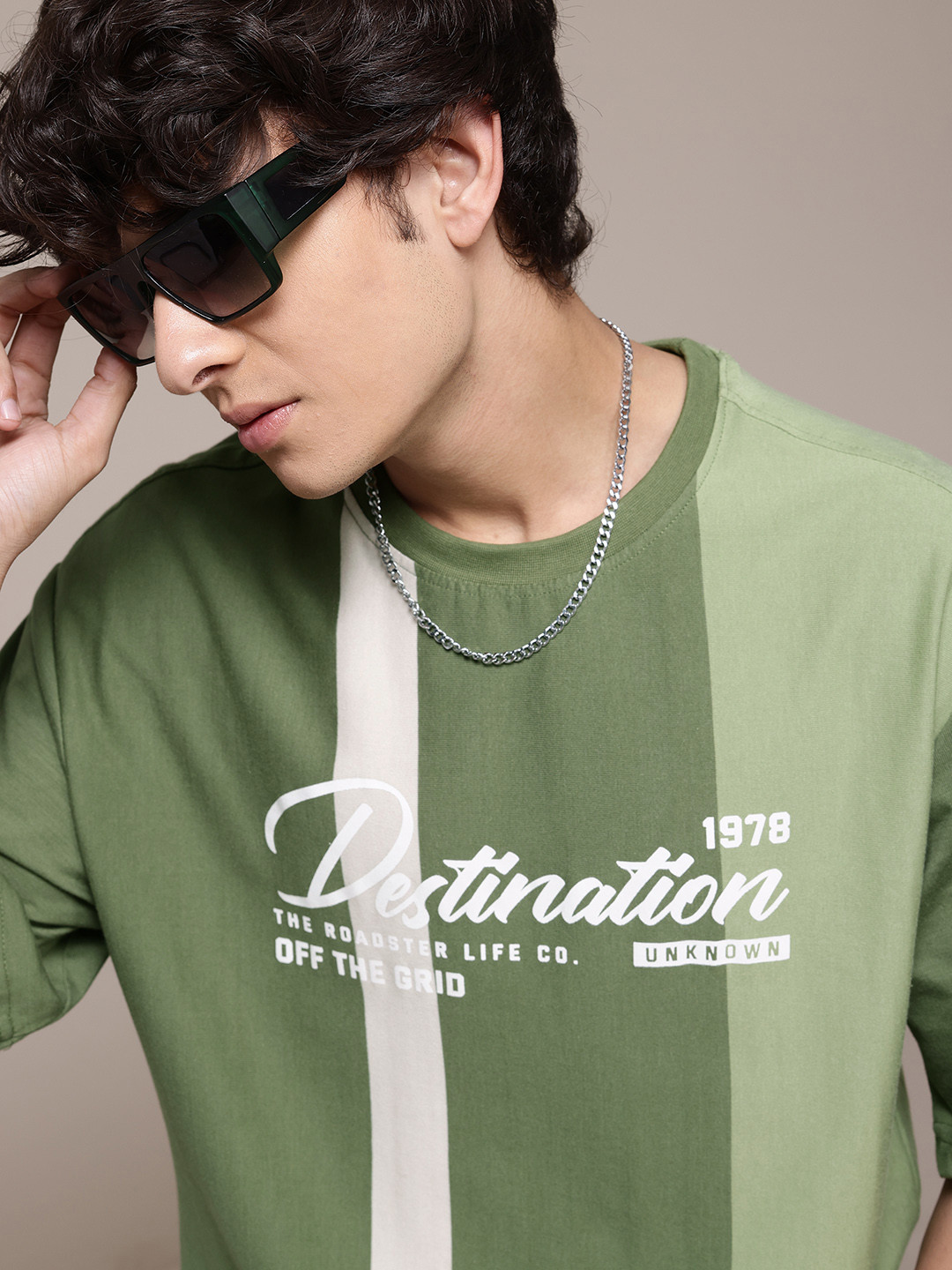 

The Roadster Lifestyle Co. Striped Drop-Shoulder Sleeves T-shirt, Olive