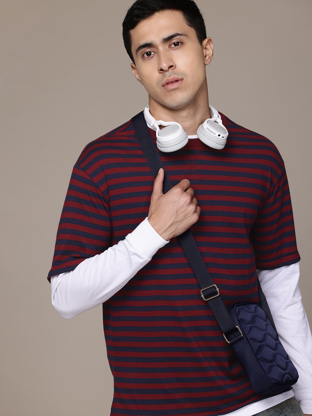 

The Roadster Lifestyle Co. Striped Drop-Shoulder Sleeves T-shirt, Maroon
