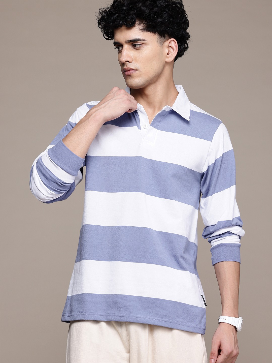 

Roadster Men Striped Polo Collar T-shirt, White