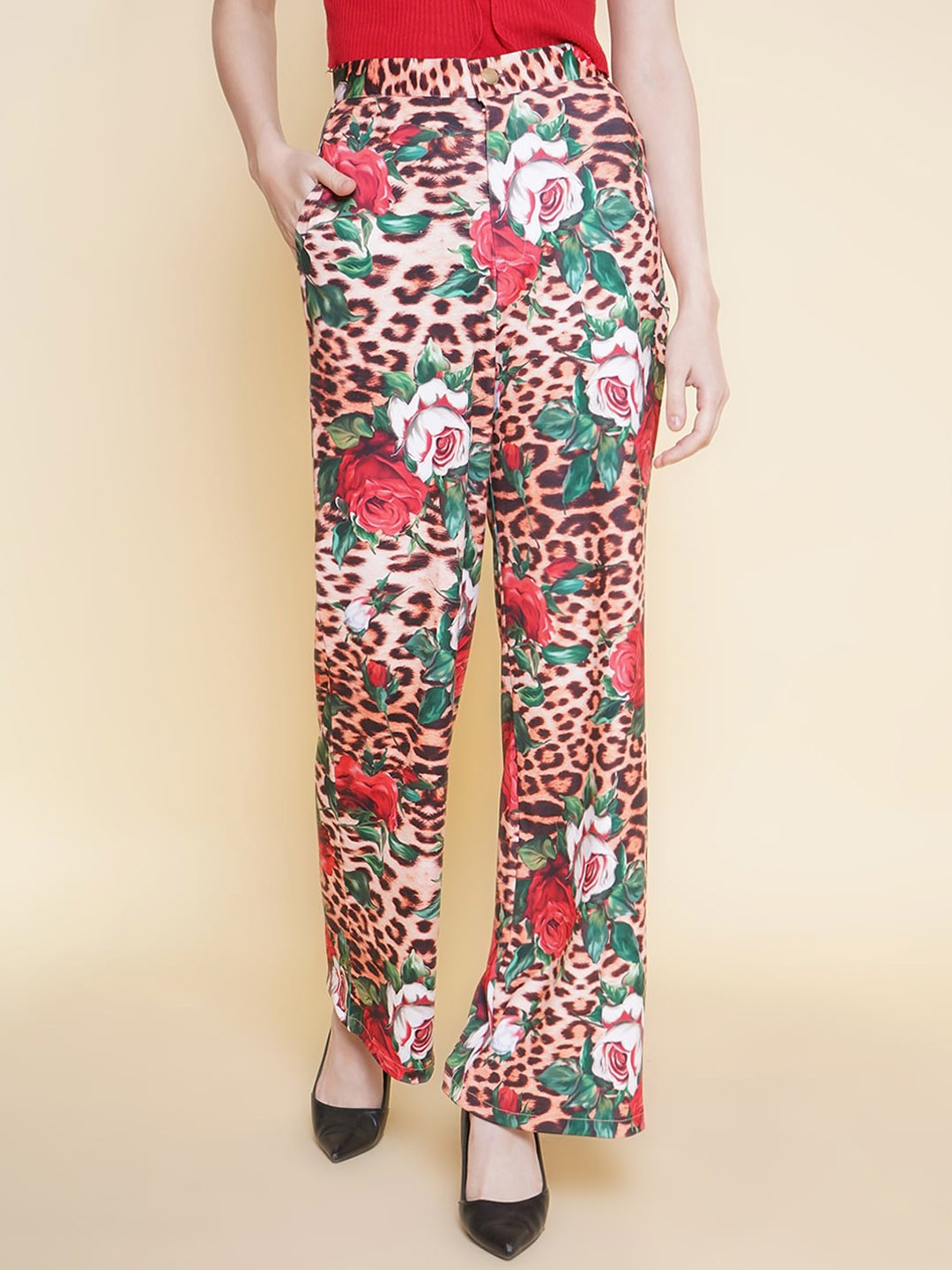 

BAESD Women Floral Printed Mid Rise Regular Fit Relaxed Parallel Trouser, Brown