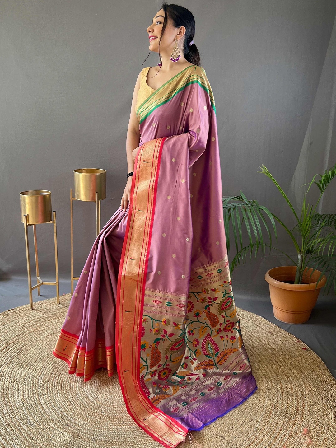 

DEVATITHI Woven Design Zari Paithani Saree, Lavender