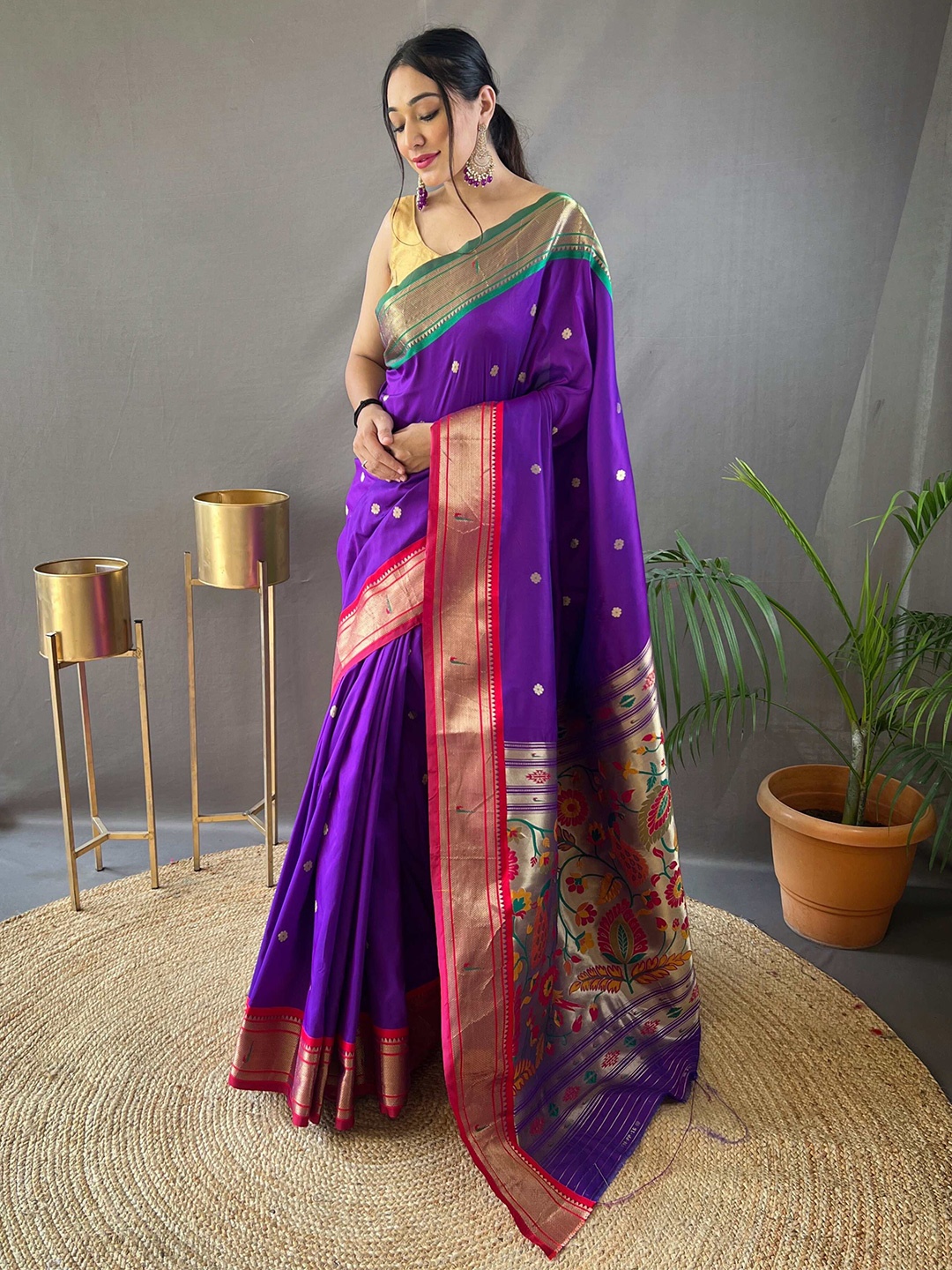 

DEVATITHI Ethnic Motifs Woven Design Paithani Saree, Purple