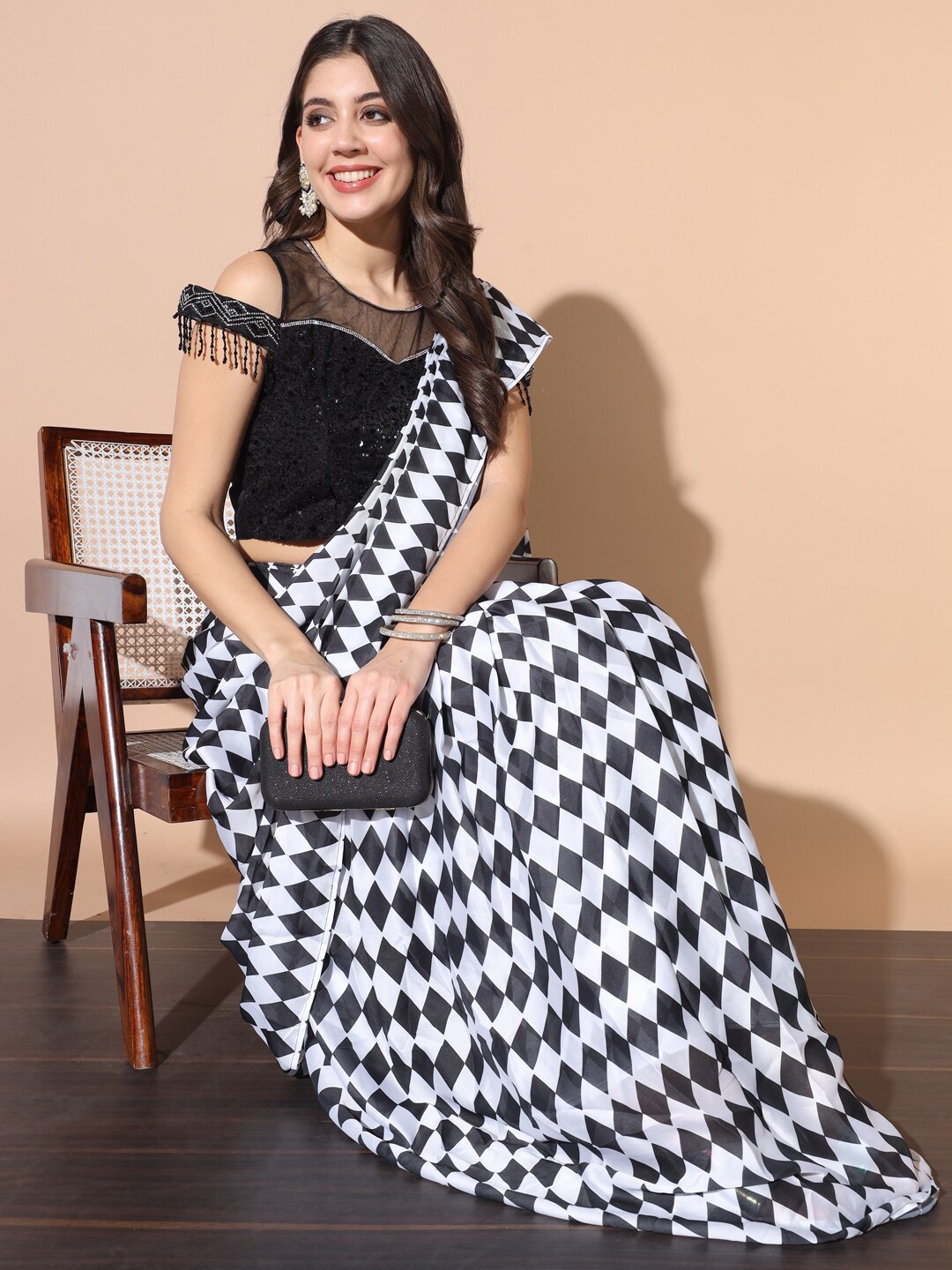

Chhabra 555 GeometricalSarees, Black