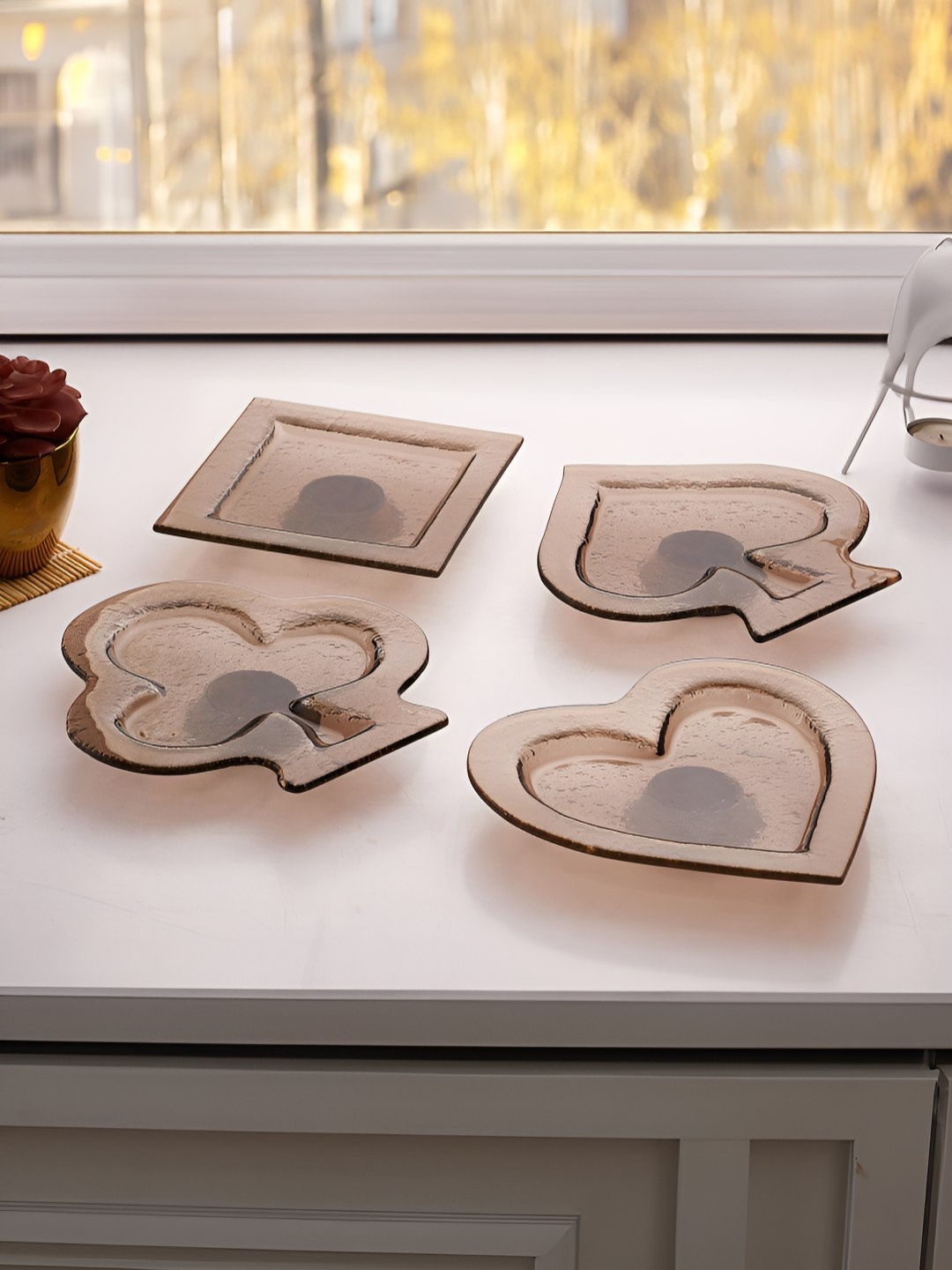 

Troveas Glass Playing Card Platter, Brown