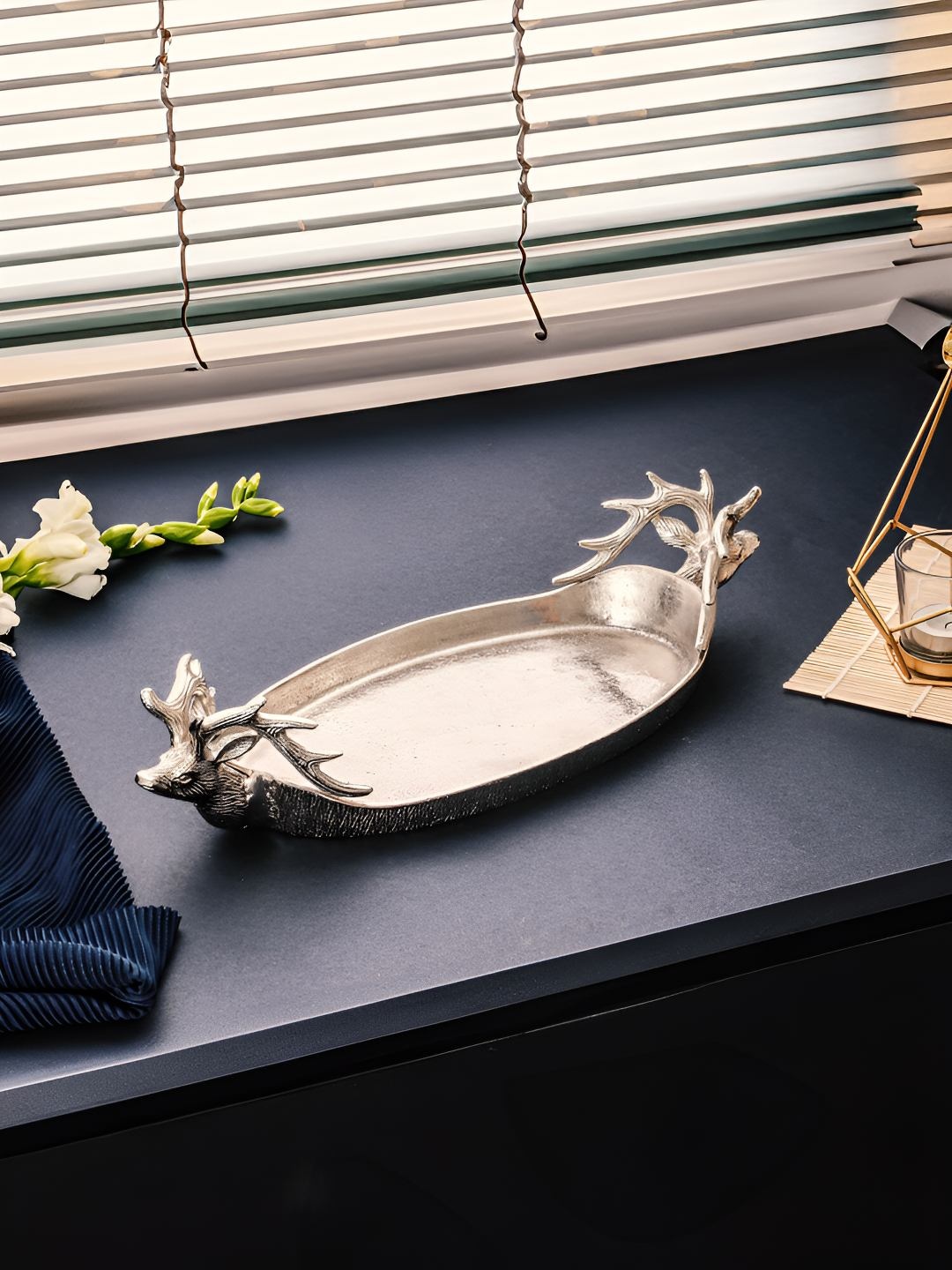 

Troveas Beige Elegant Deer Design Serving Tray
