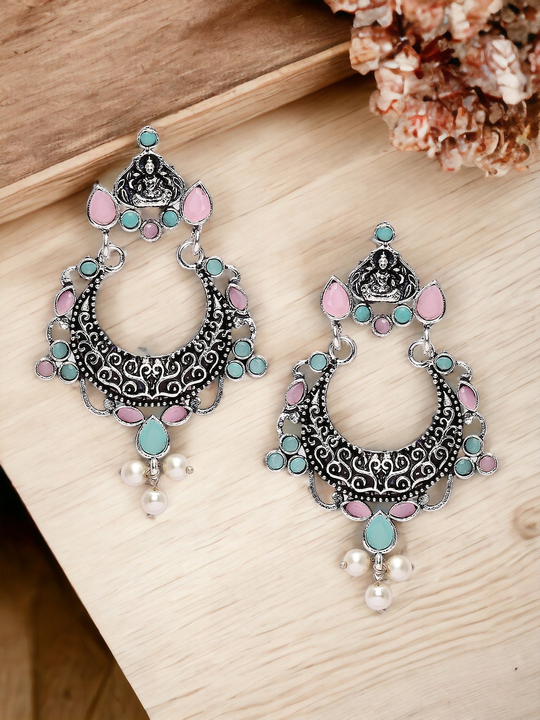 

Sangria Silver-Toned Stones Studded & Beads Beaded Crescent Shaped Oxidised Chandbali