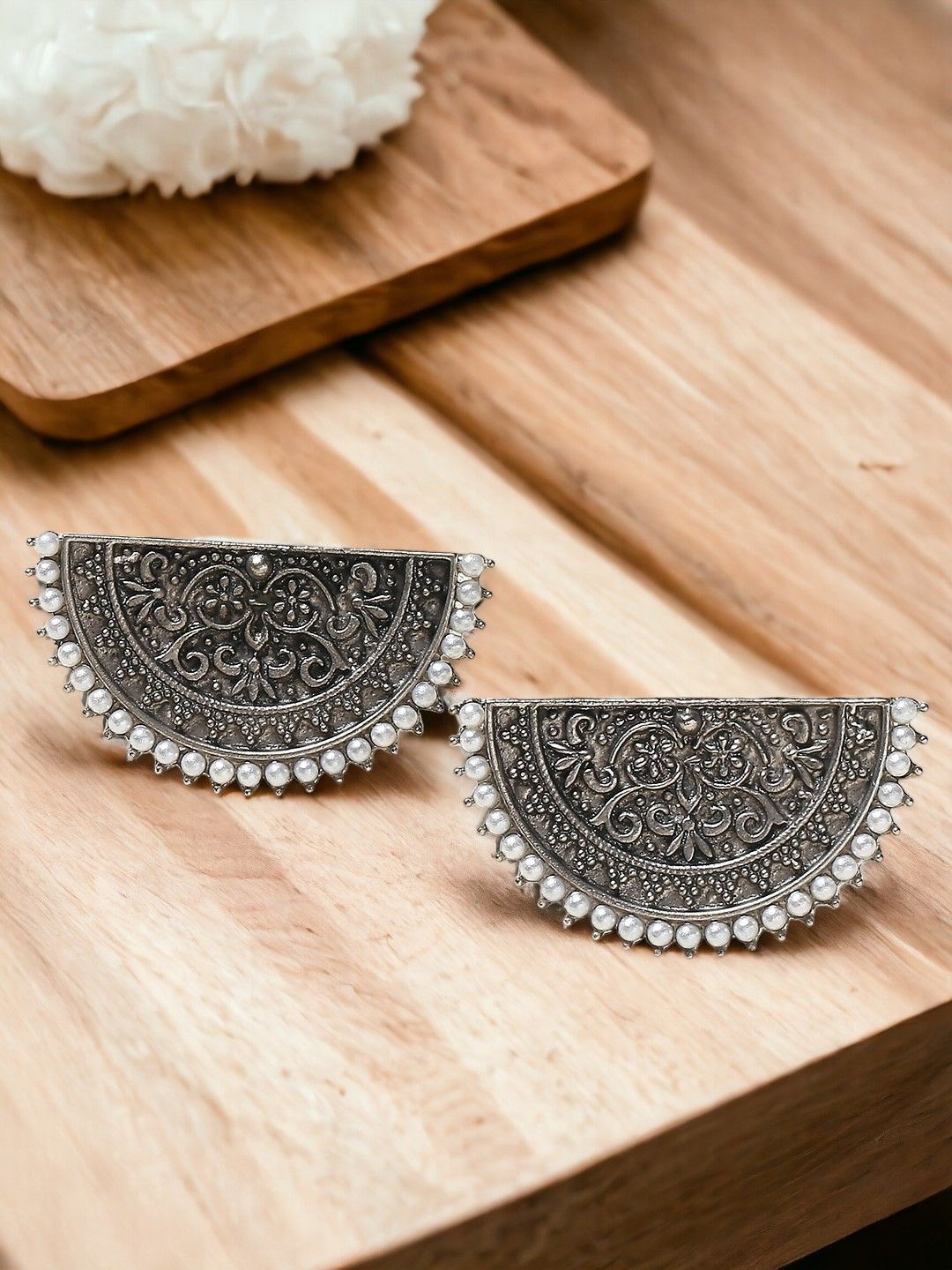 

Sangria Silver-Toned Beads Beaded Crescent Shaped Oxidised Studs Earrings