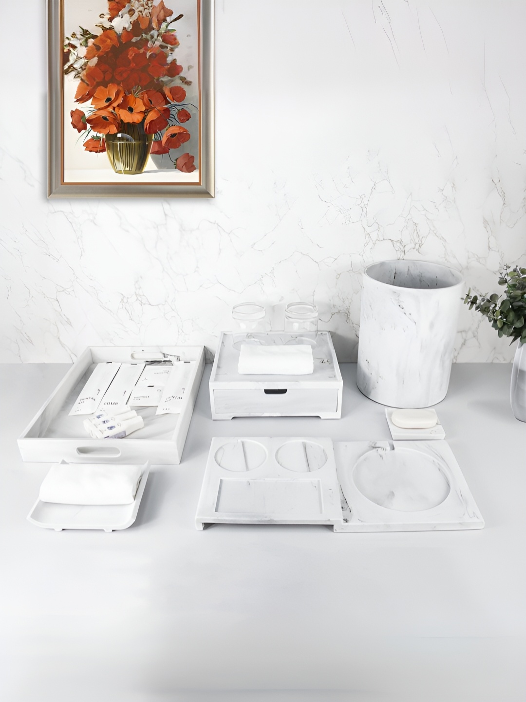 

UMAI White & Grey 6 Pieces Printed Contemporary Matte Finish Bath Accessories Set
