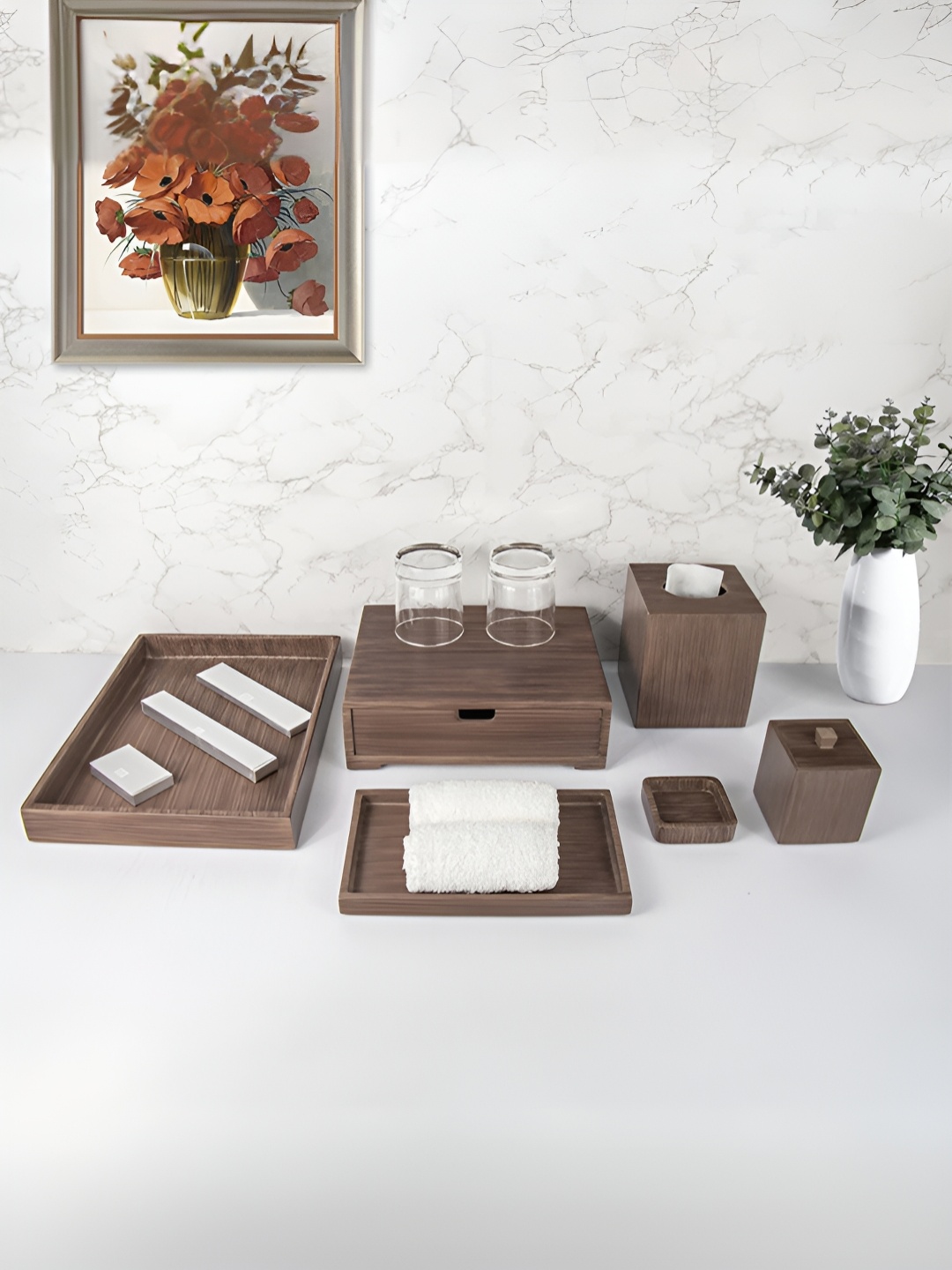 

UMAI Brown 6 Pieces Contemporary Matte Finish Bath Accessories Set