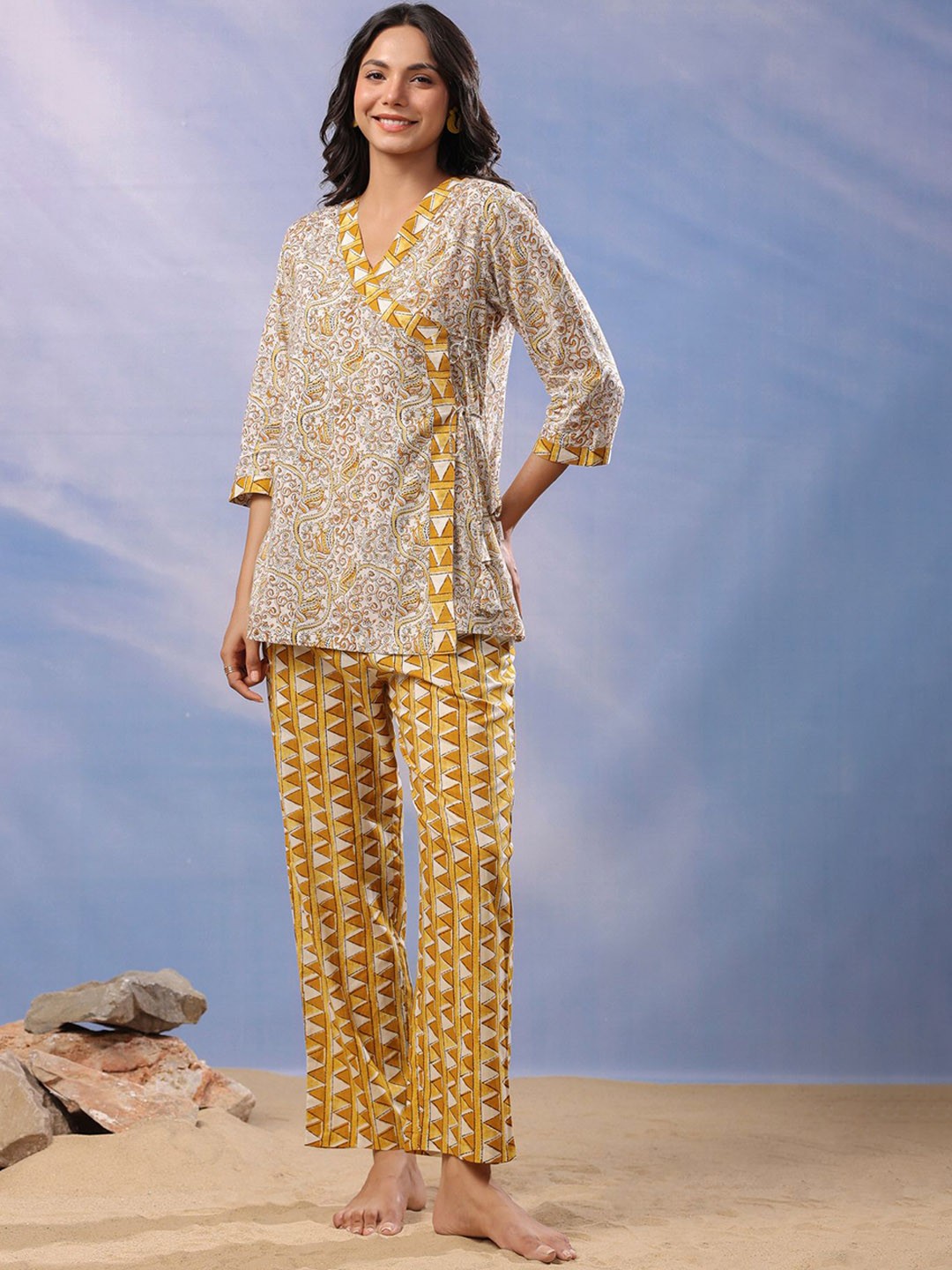 

JISORA Mustard Yellow Ethnic motifs Printed Cotton Tunic & Trousers Co-Ords
