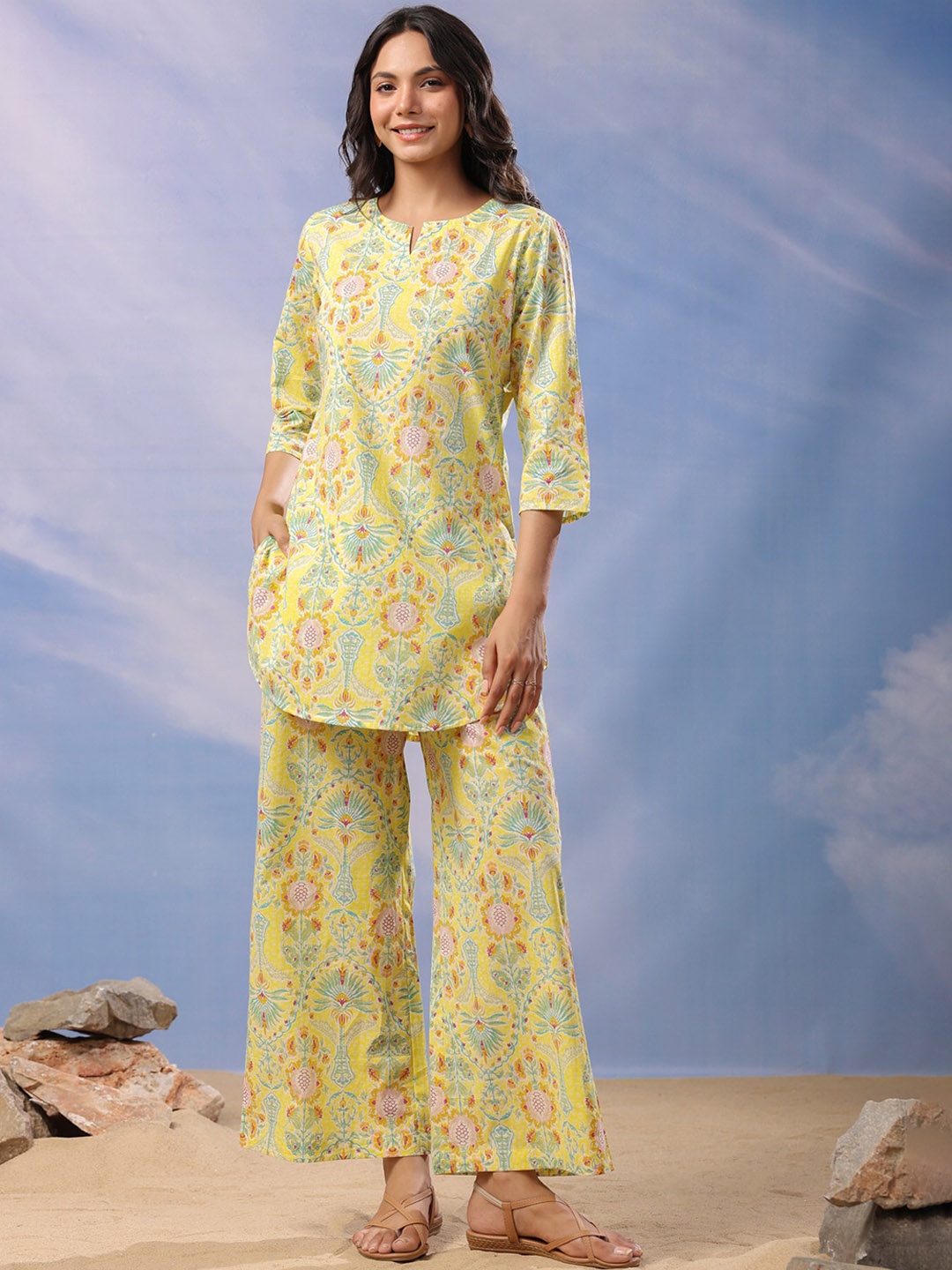 

JISORA Cotton Printed Night suit, Yellow
