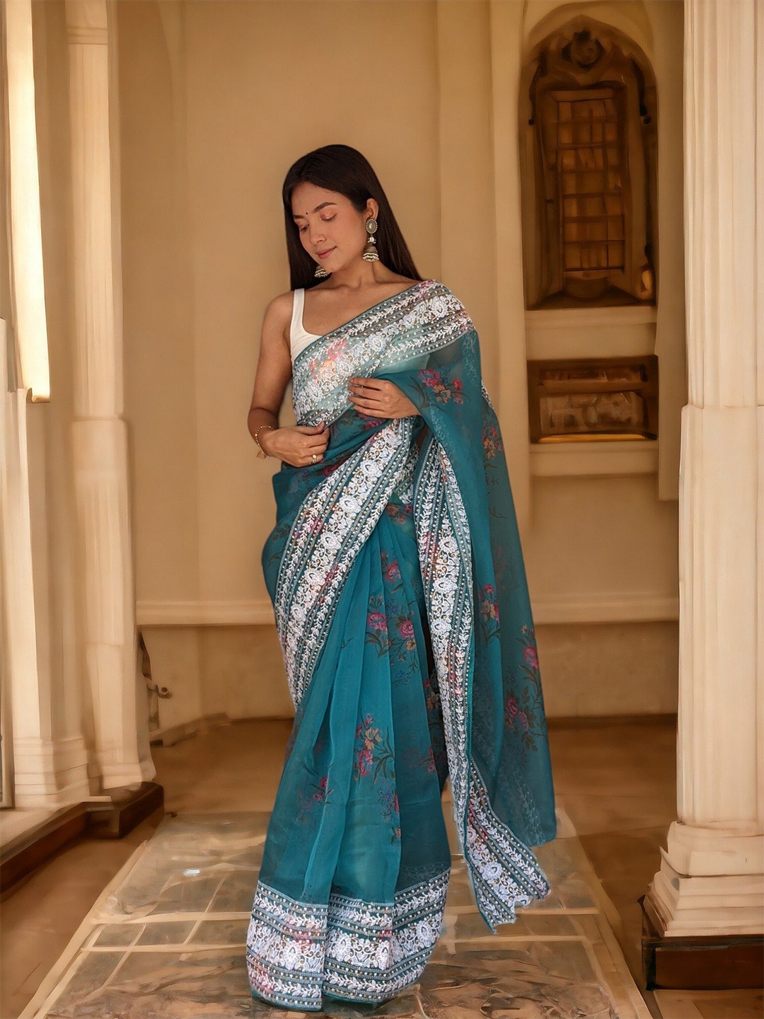 

VAMSEE Ethnic Motifs Embroidered Organza Saree, Blue