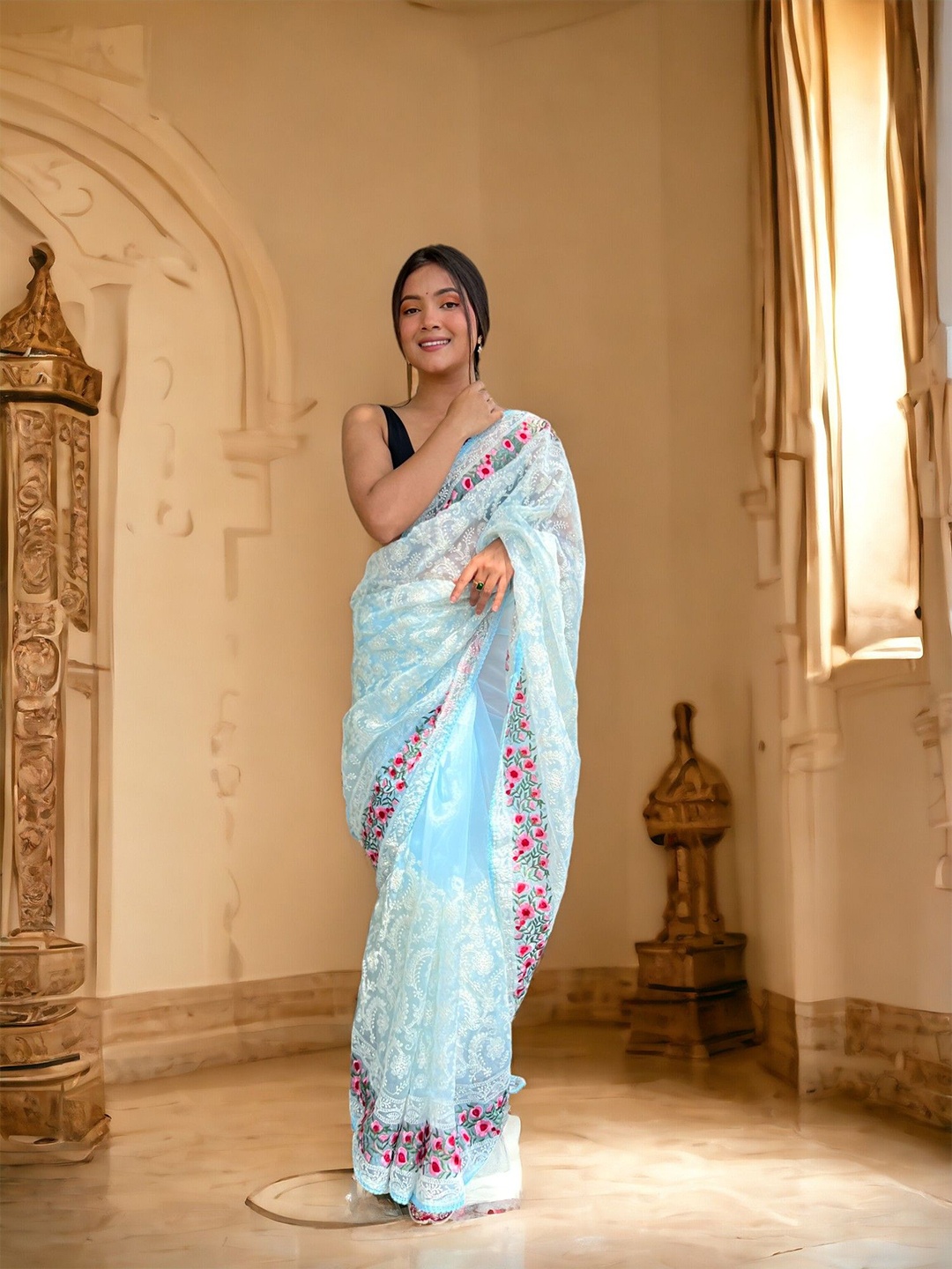 

VAMSEE Ethnic Motifs Embroidered Organza Saree, Blue