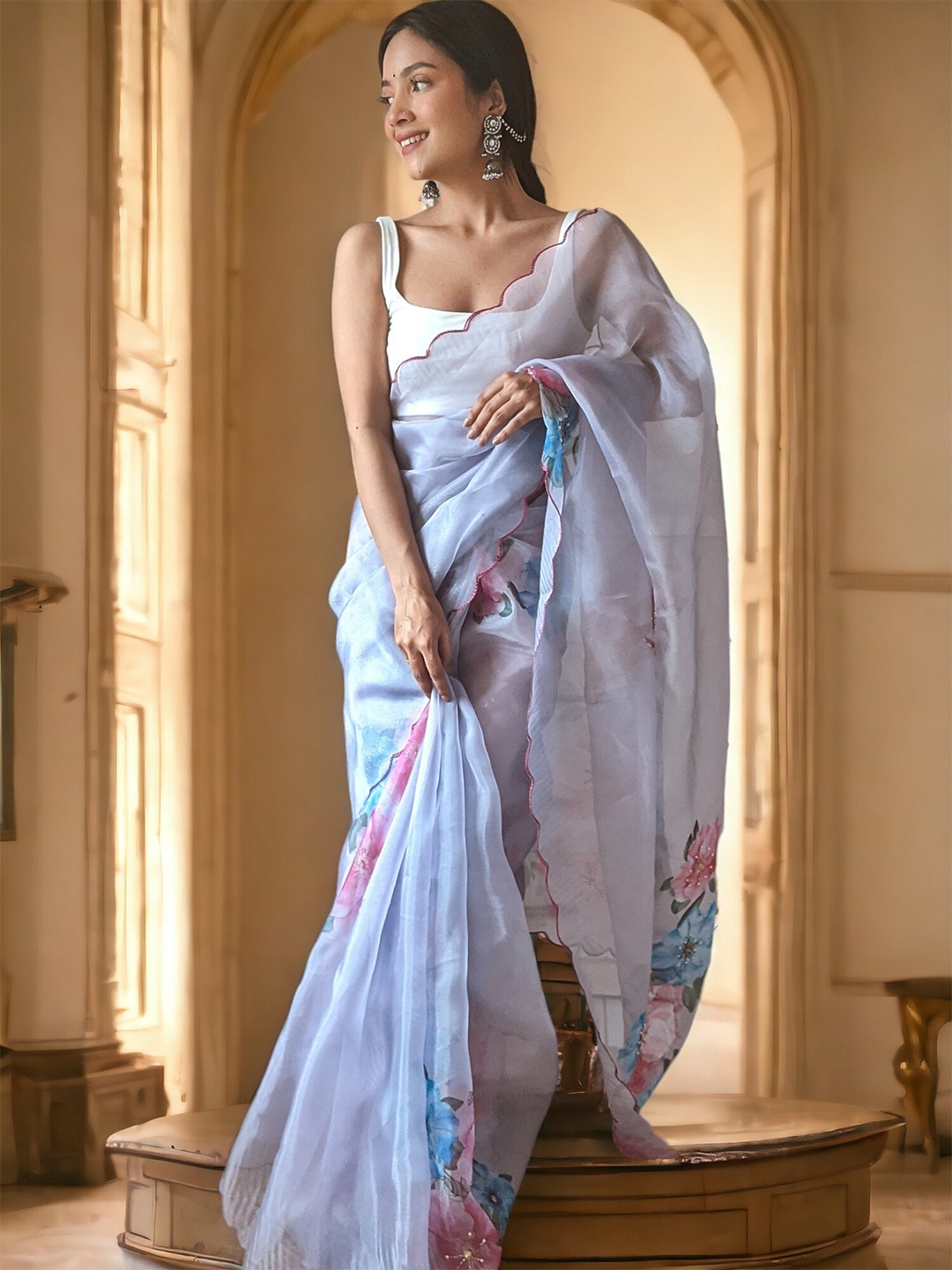 VAMSEE Ethnic Motifs Embroidered Organza Saree, Lavender