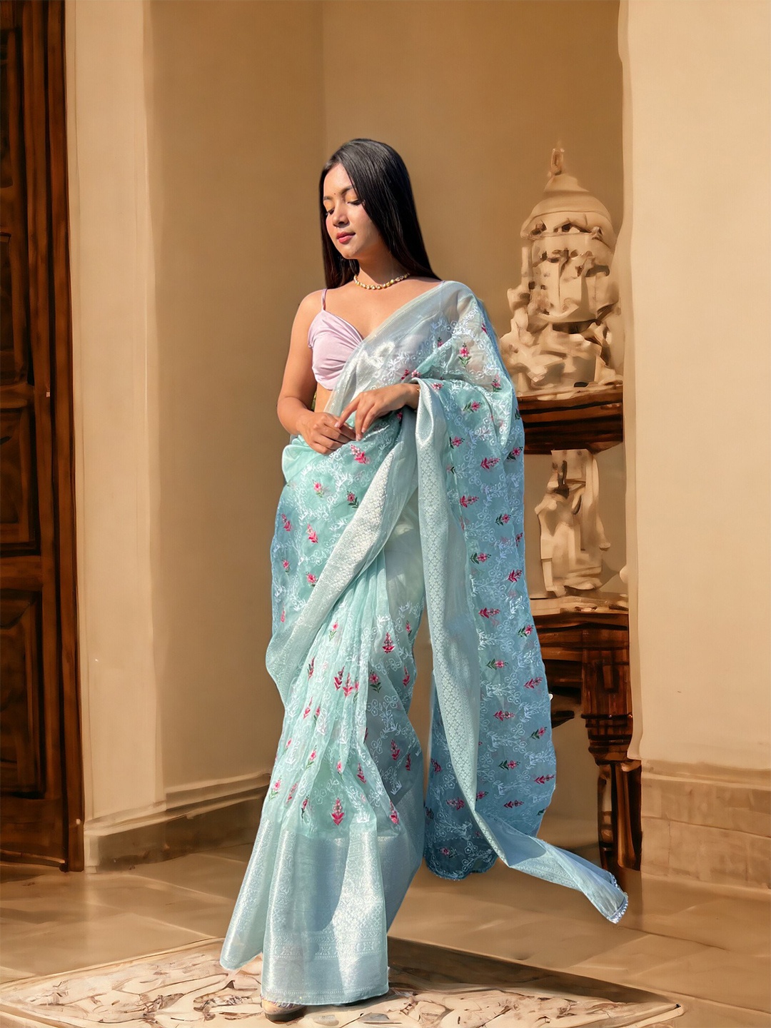 

VAMSEE Floral Zari Organza Saree, Sea green
